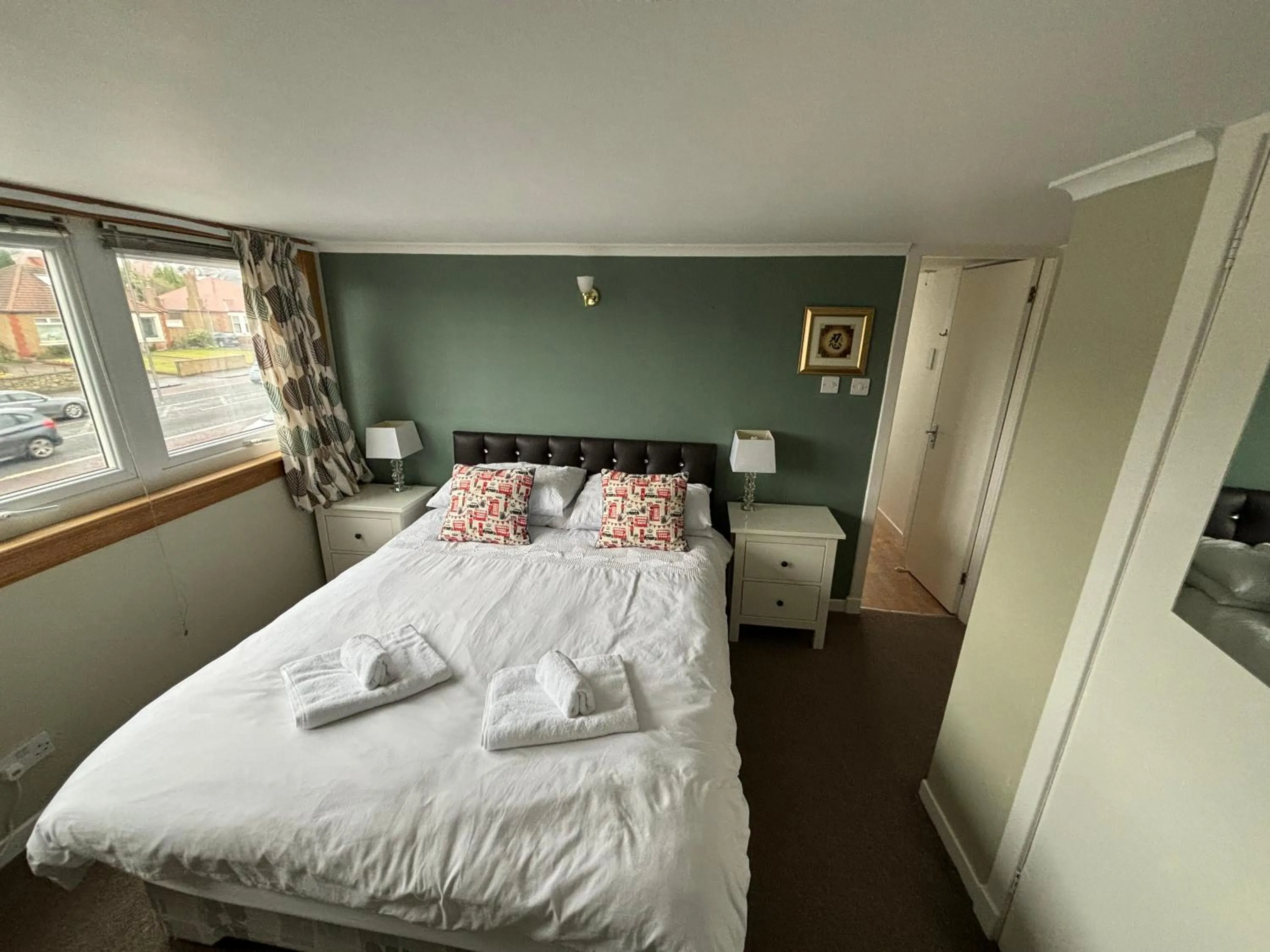 King Room in Netherby Guest House Edinburgh