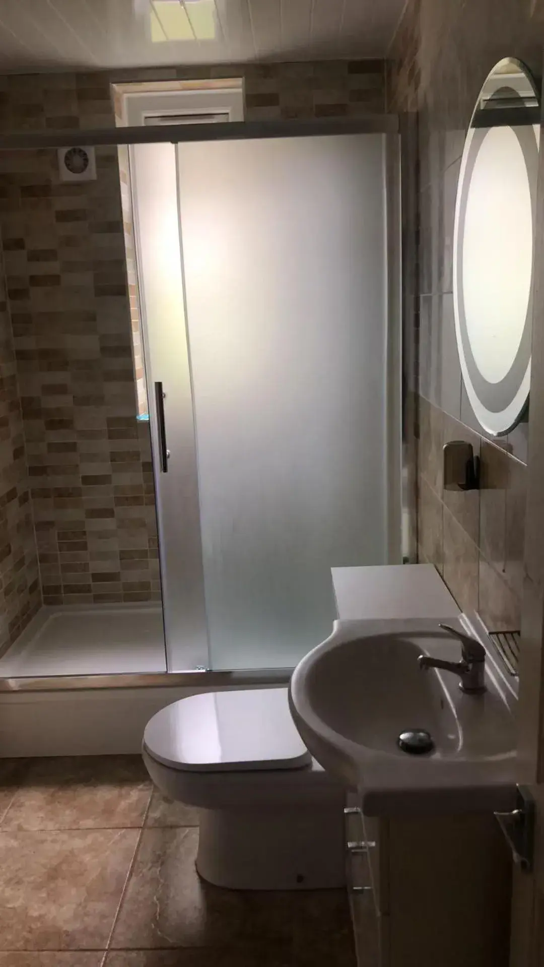 Queen Room in Netherby Guest House Edinburgh Queen Room in Netherby Guest House Edinburgh