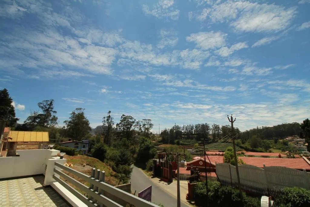 Pinehill Suites