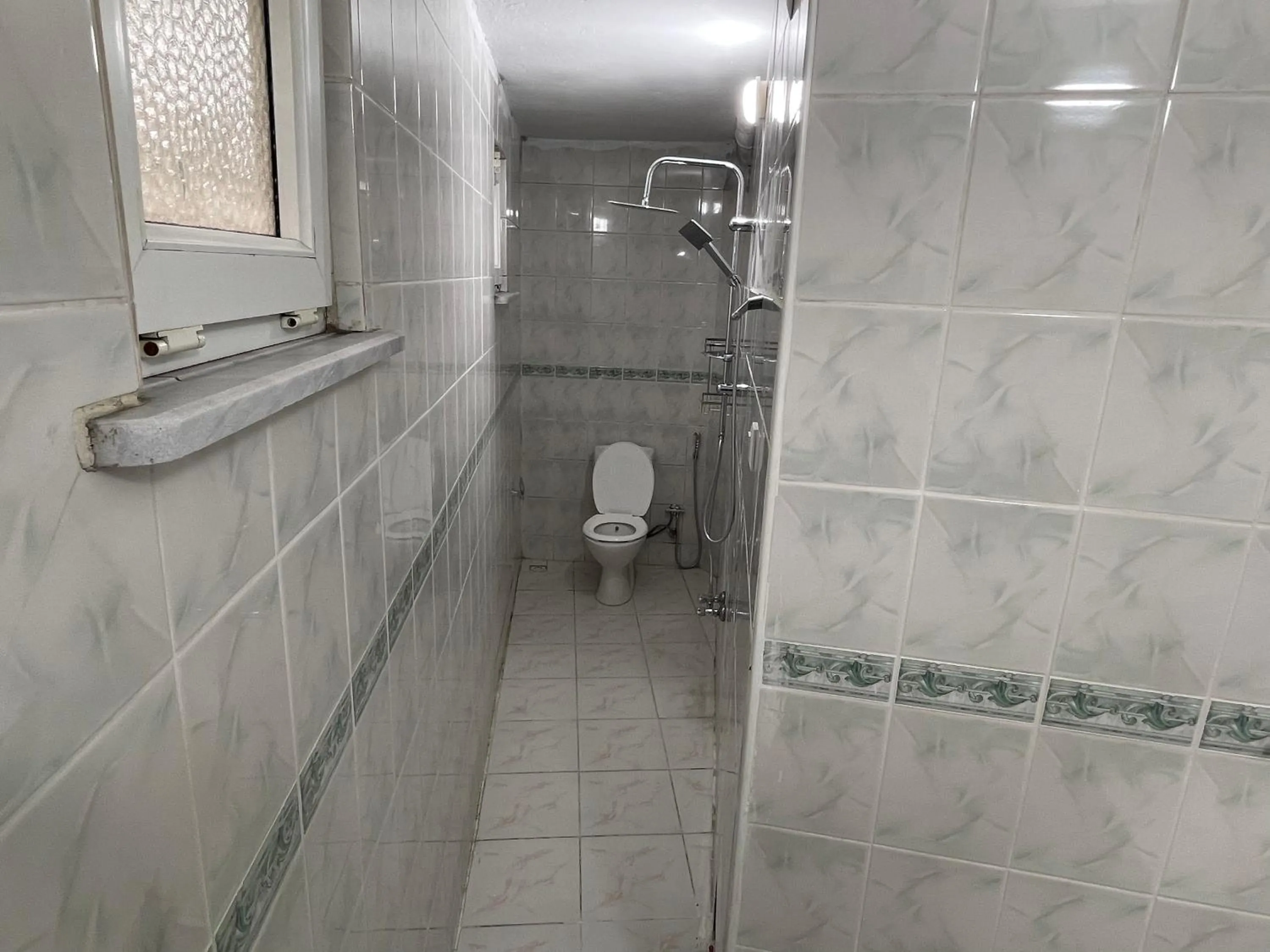 Shower in Eyüpsultan ABS Suites