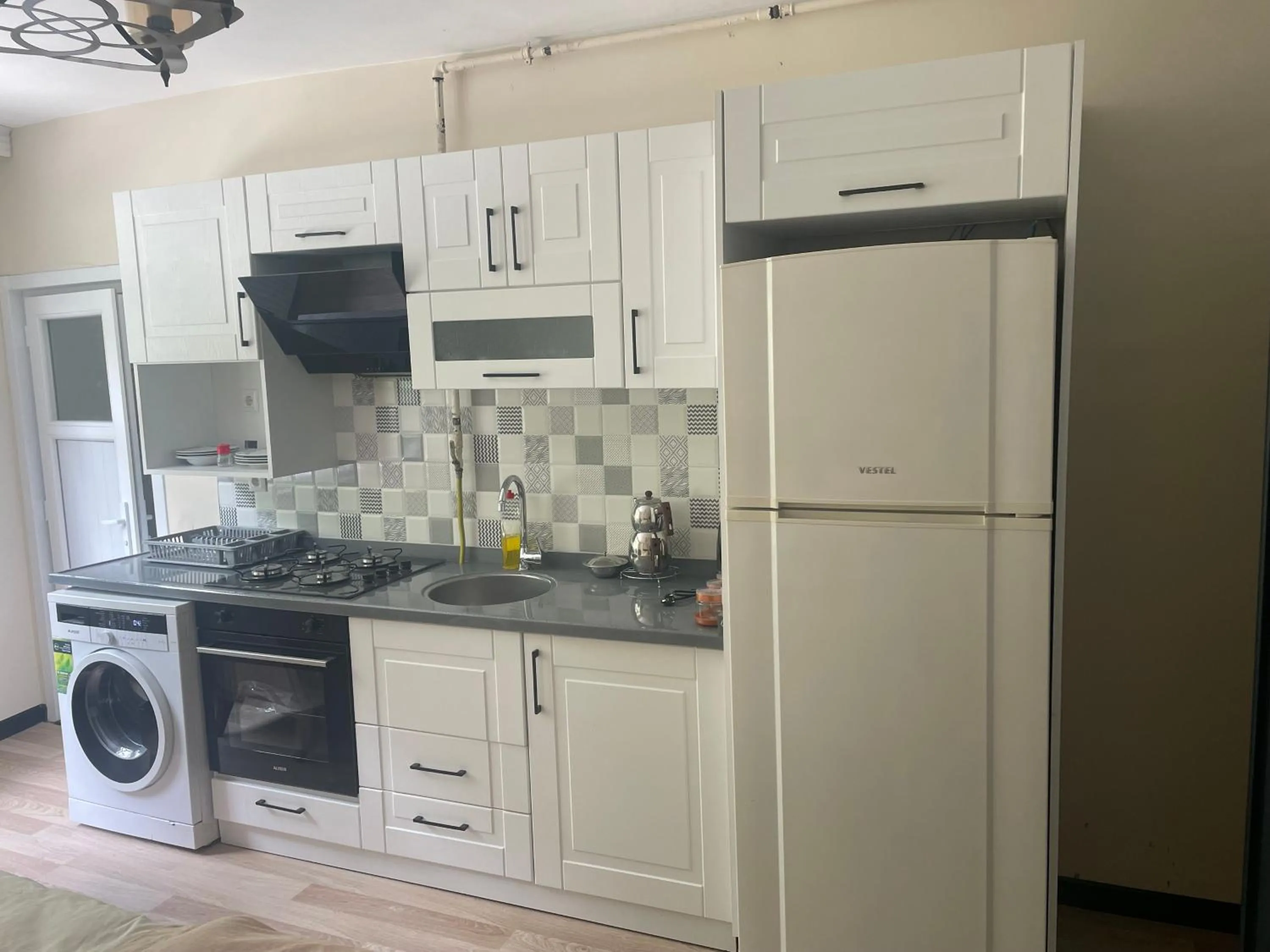 Kitchen or kitchenette in Eyüpsultan ABS Suites