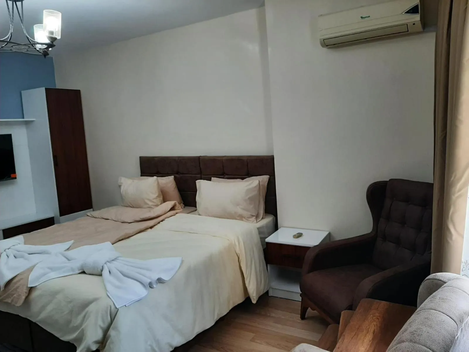 Bed in Eyüpsultan ABS Suites