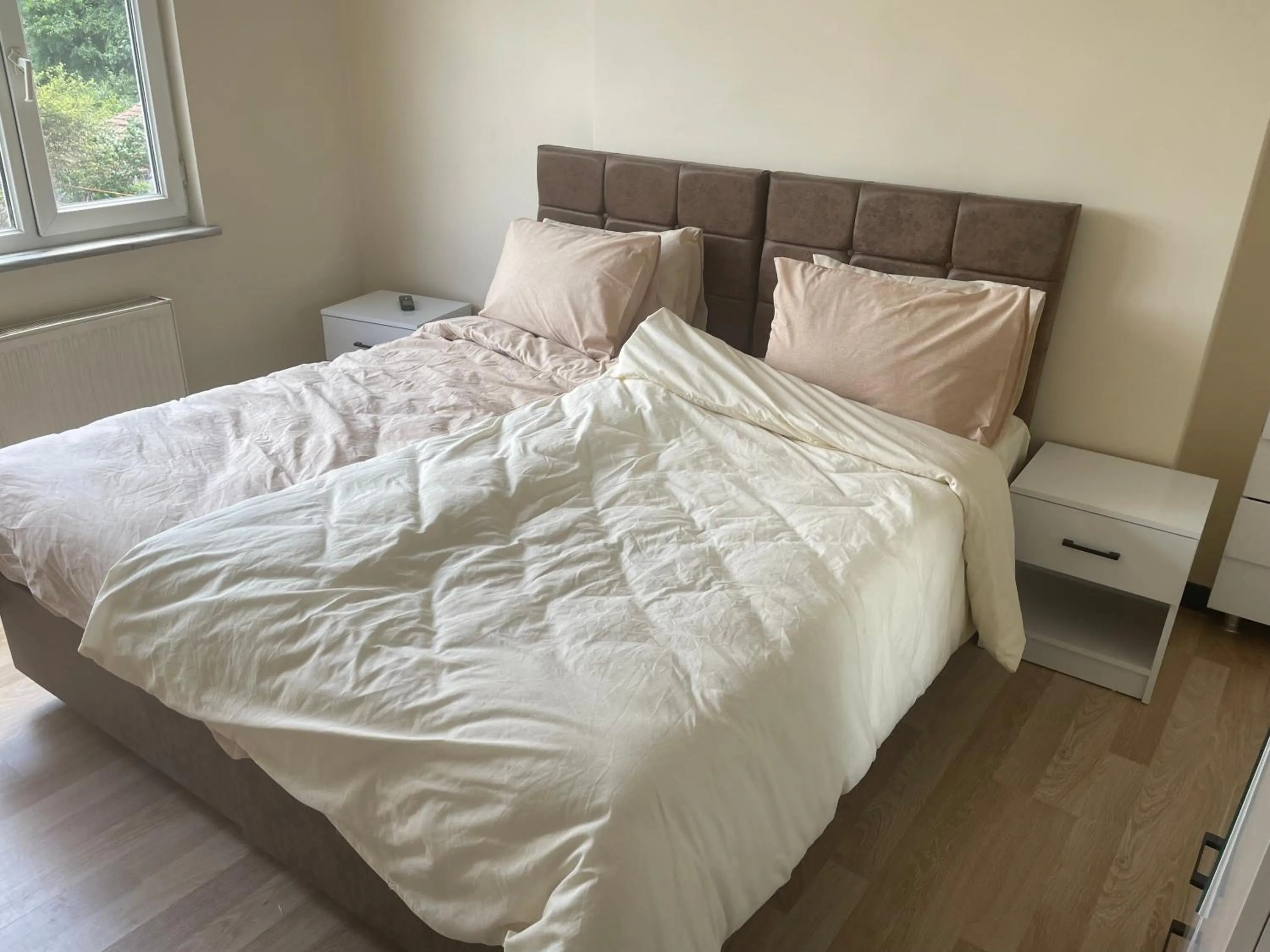 Bed in Eyüpsultan ABS Suites