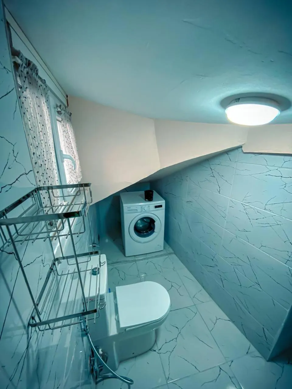 Toilet in Eyüpsultan ABS Suites