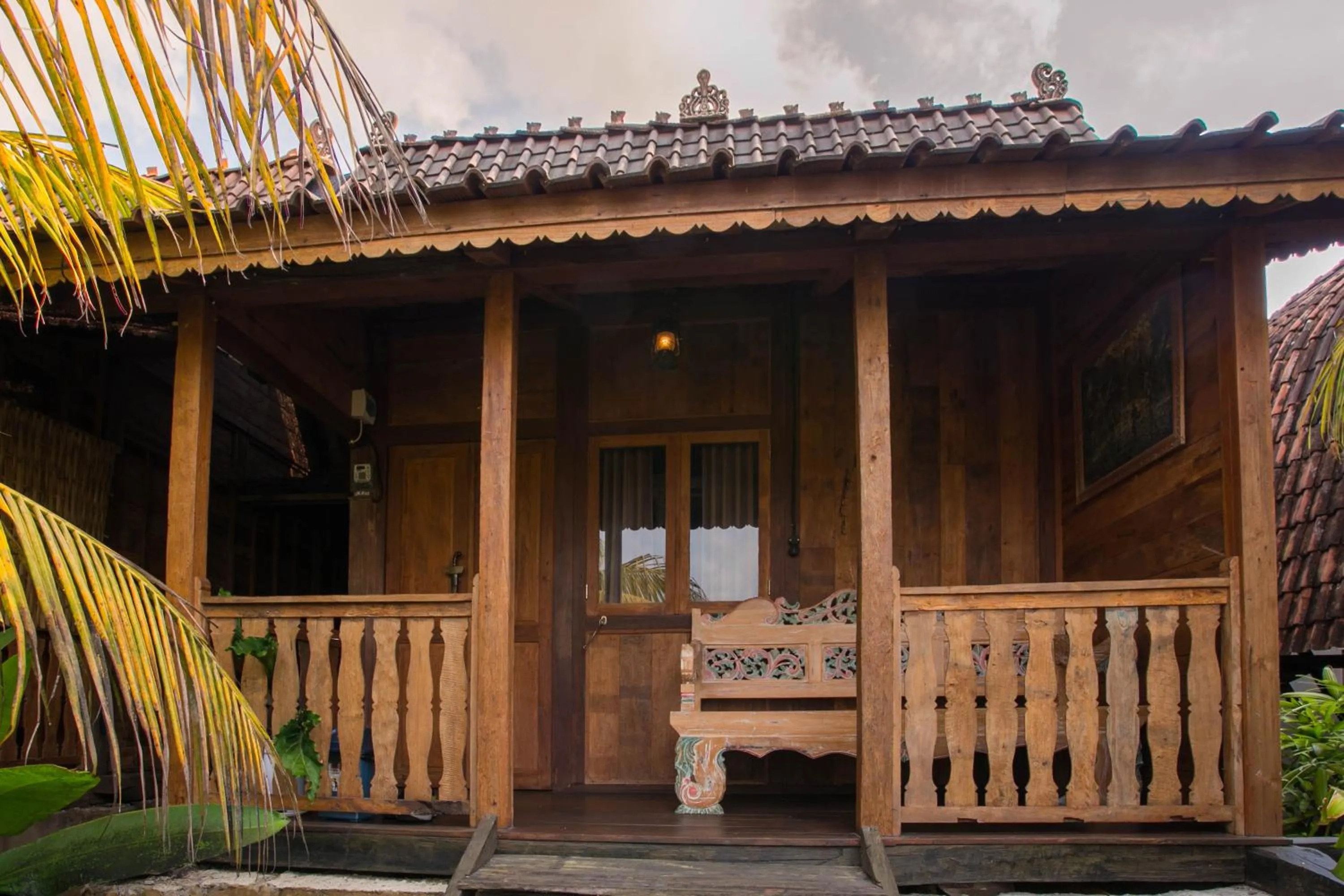 Property building in Pondok Cap Oleng Guesthouse Canggu by Ecommerceloka