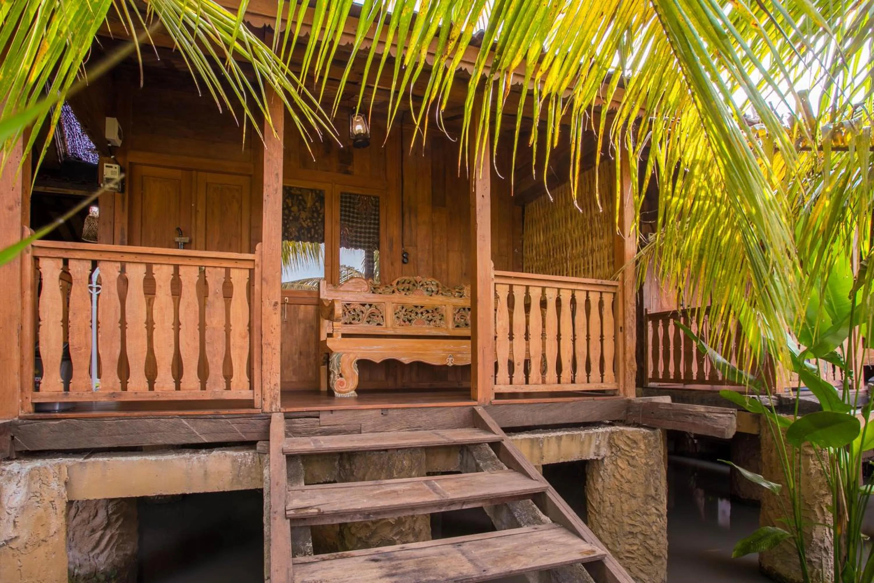 Property building in Pondok Cap Oleng Guesthouse Canggu by Ecommerceloka