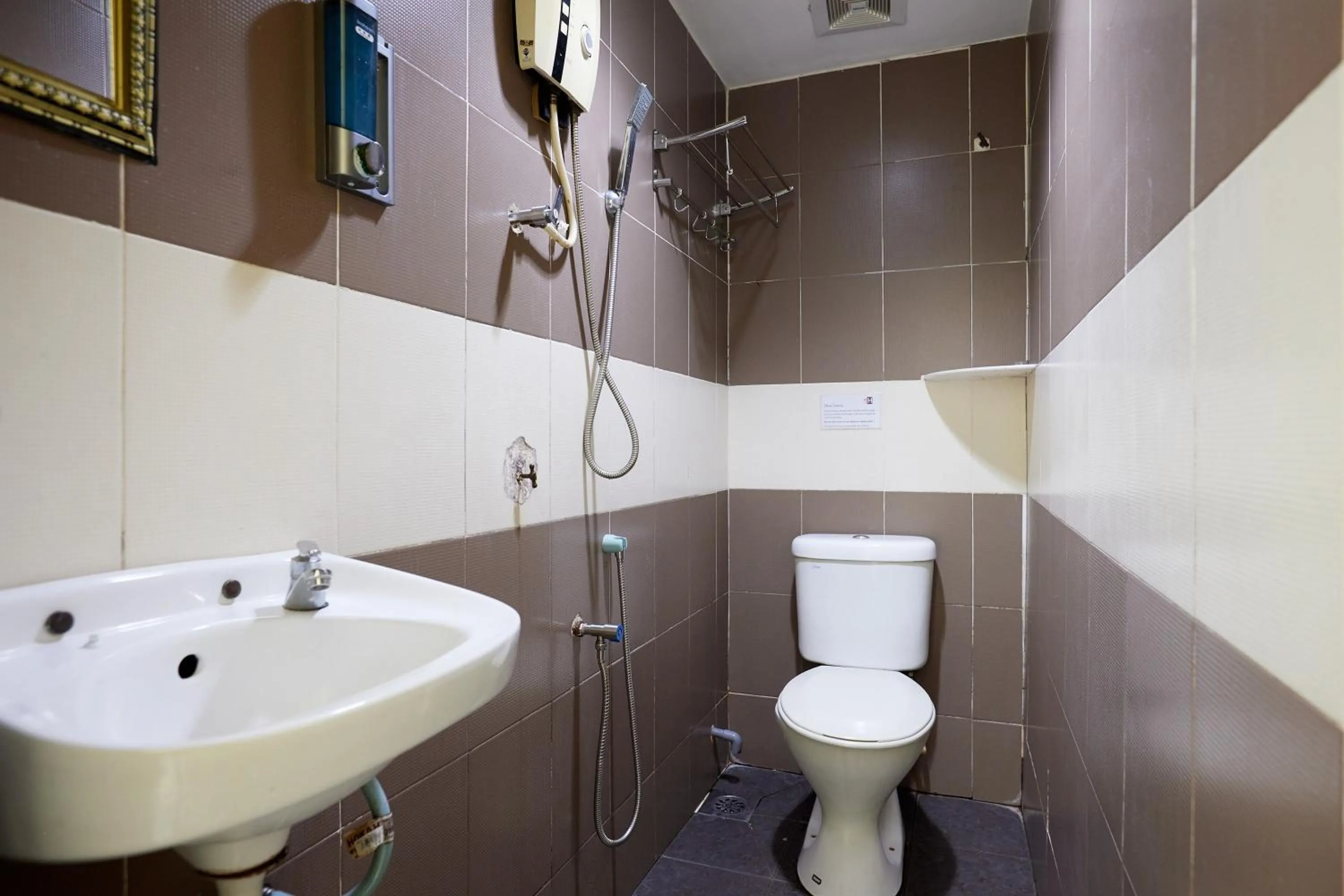 Bathroom in Hotel Inap Sri Gombak