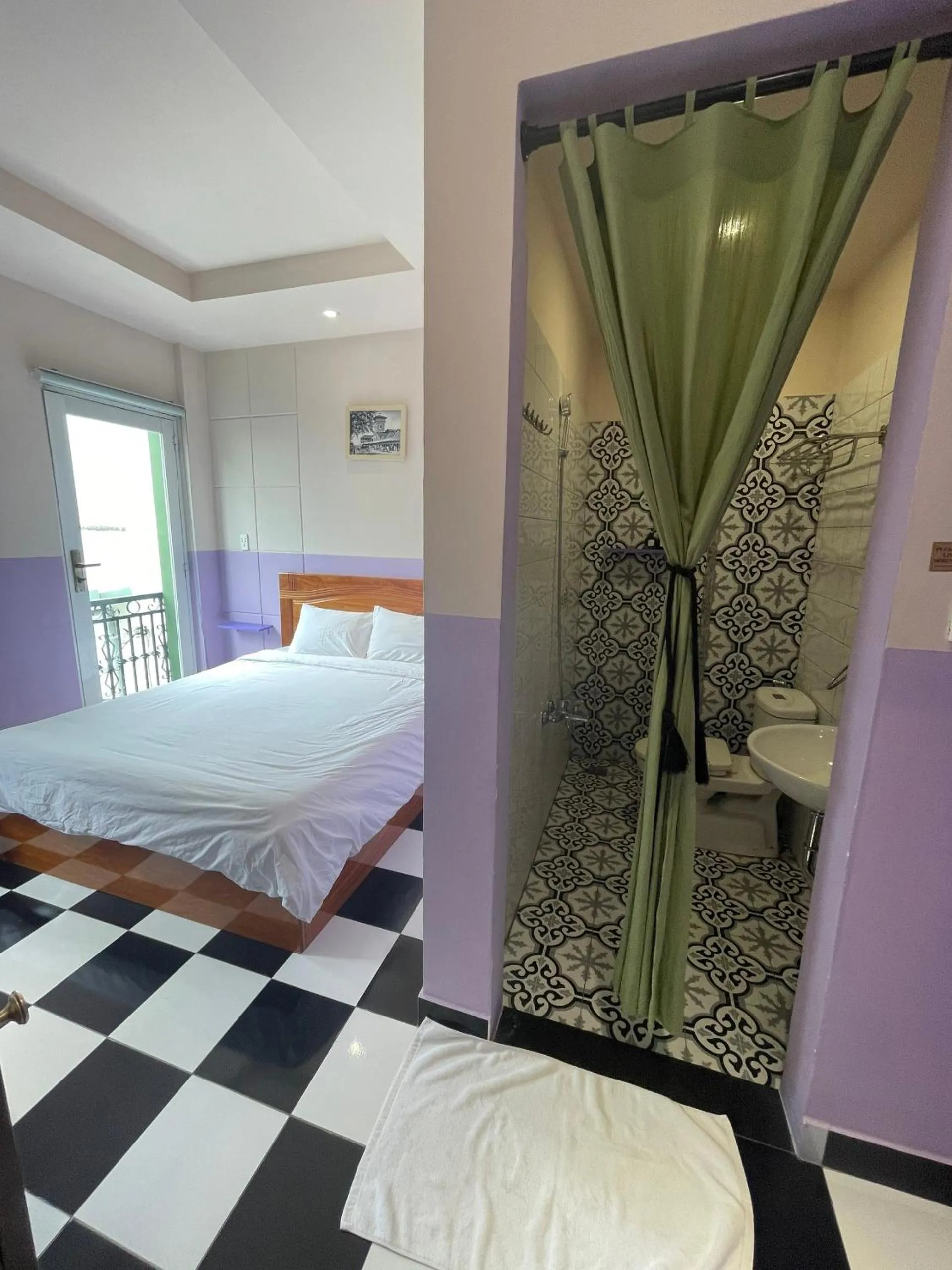 Bed in Ahu Hotel & Apartment