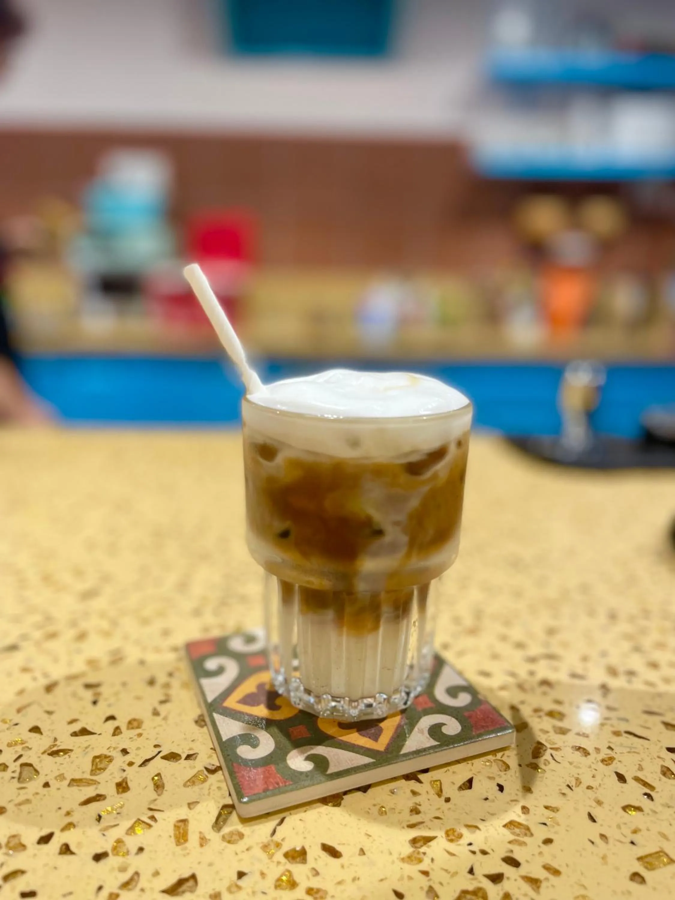 Restaurant/places to eat in Ahu Hotel & Apartment