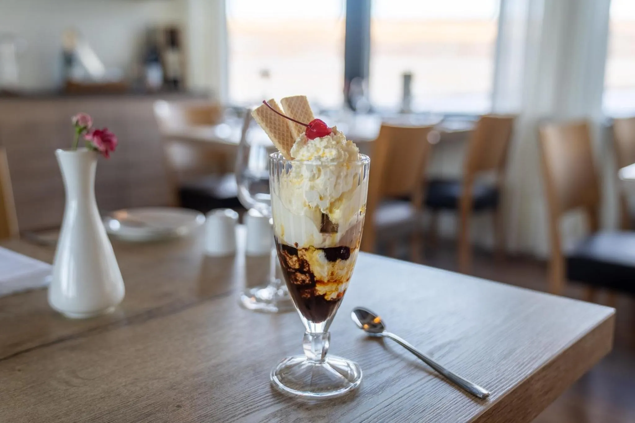 Restaurant/places to eat in Hótel Laugarbakki