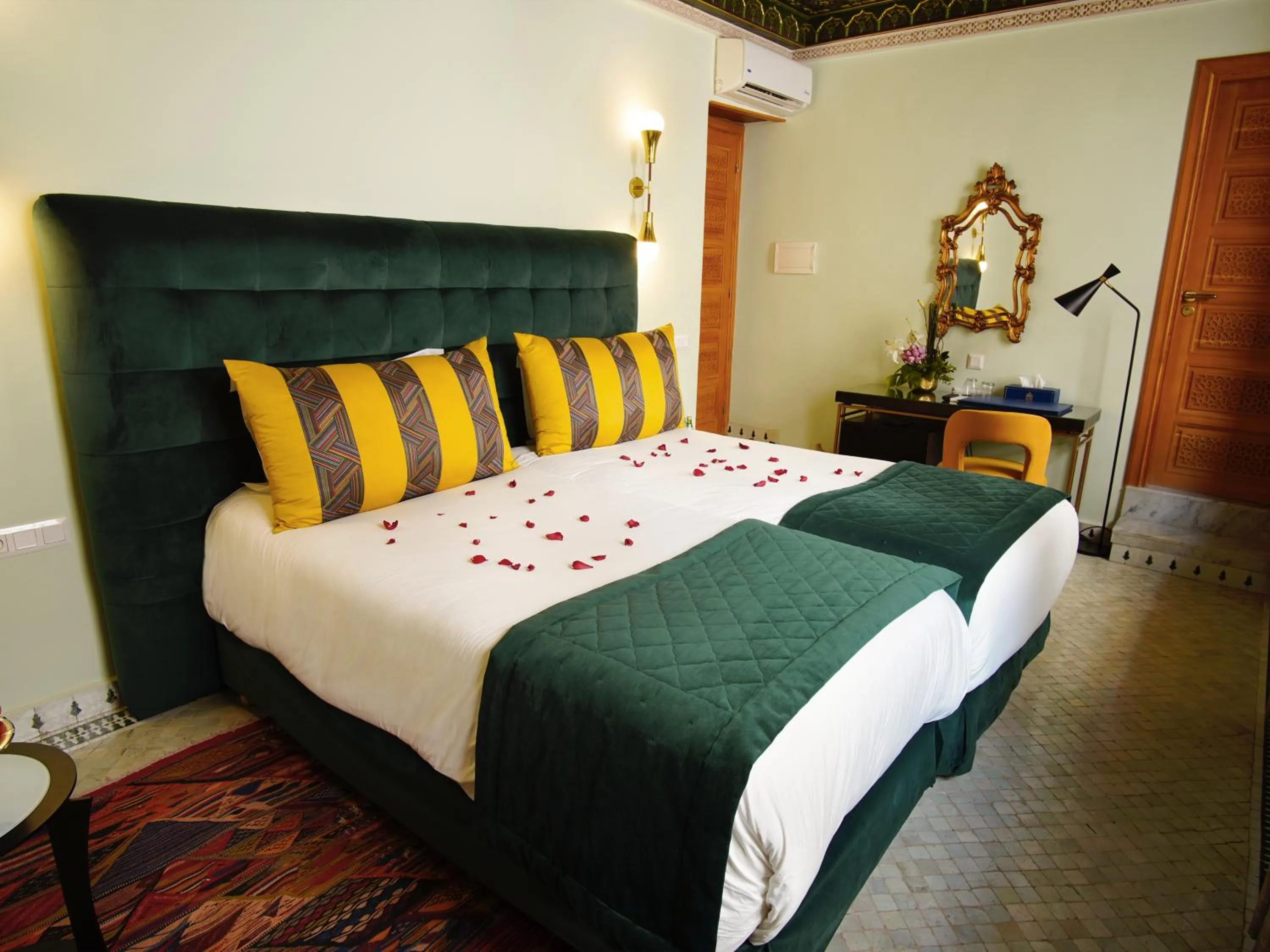 Bed in Riad El Amine Fès - Historic Hotels Worldwide