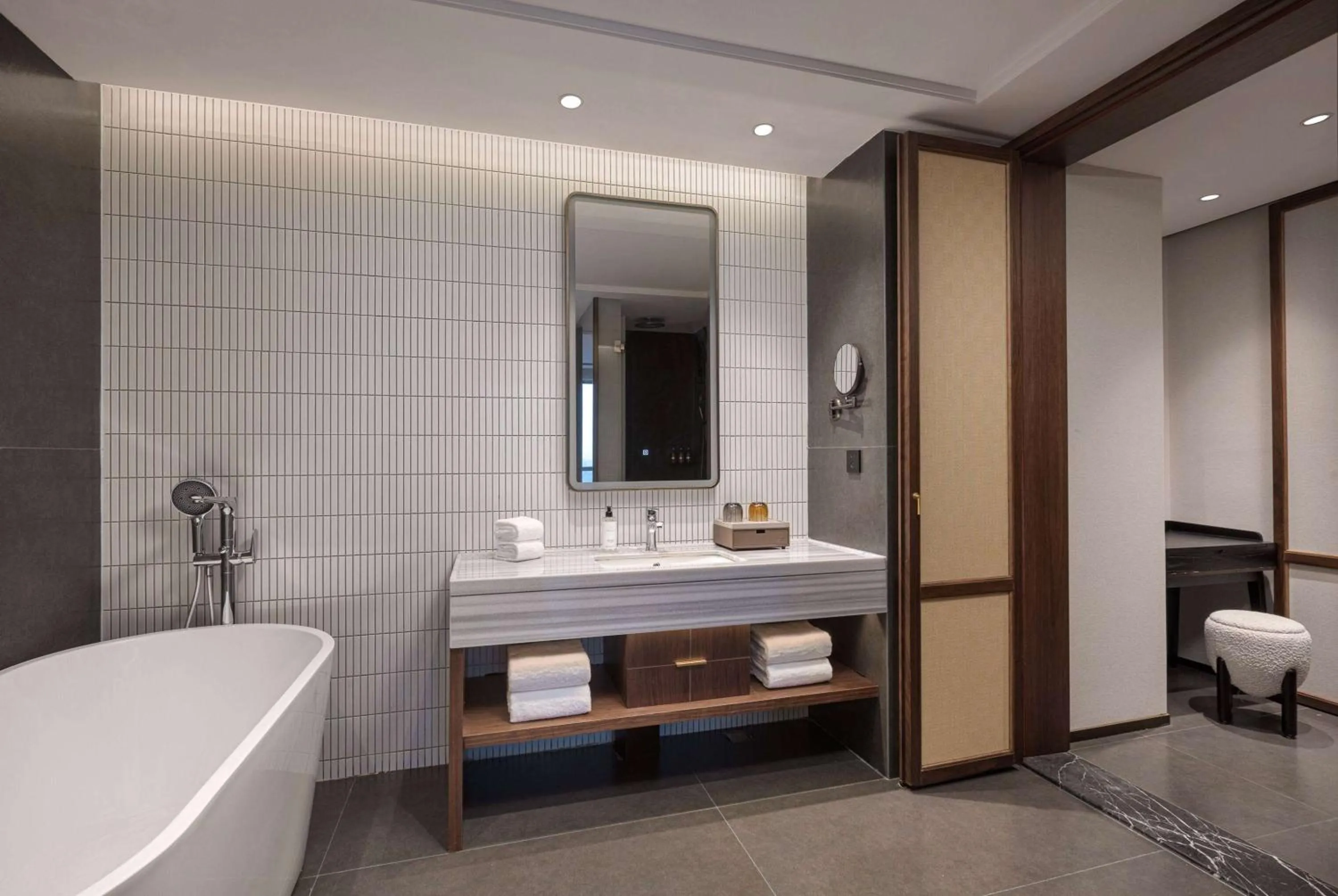 Bathroom in Days Hotel by Wyndham Changsha Yuhua West