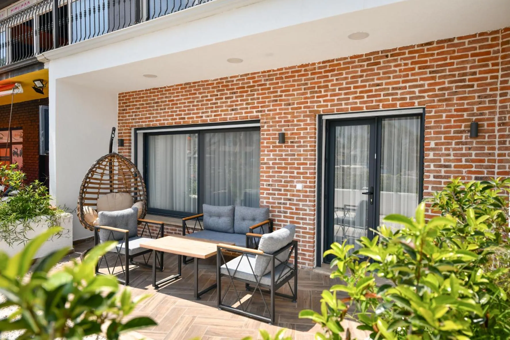 Patio in RED MOON SUITES