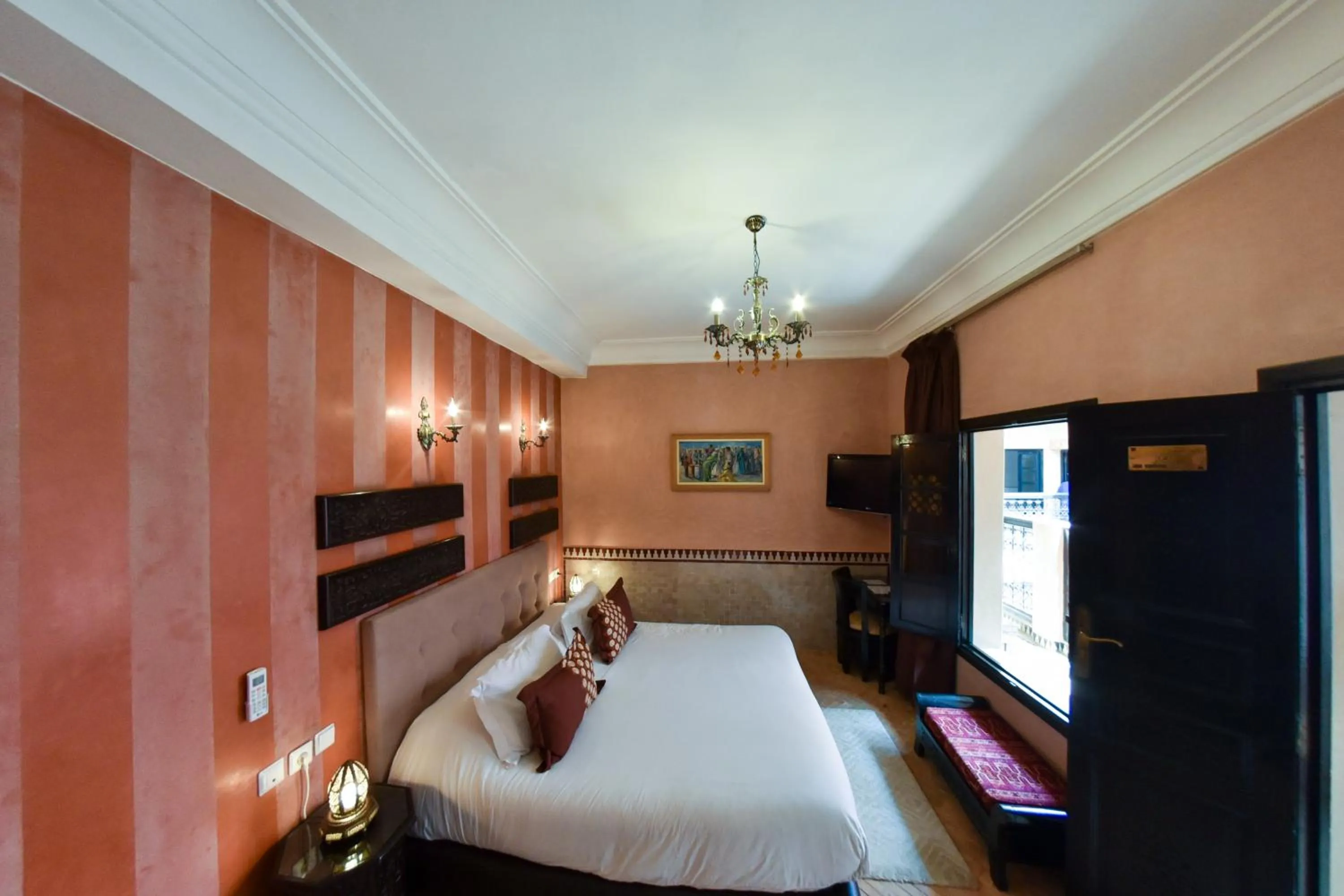 Photo of the whole room, Bed in Riad Yacout