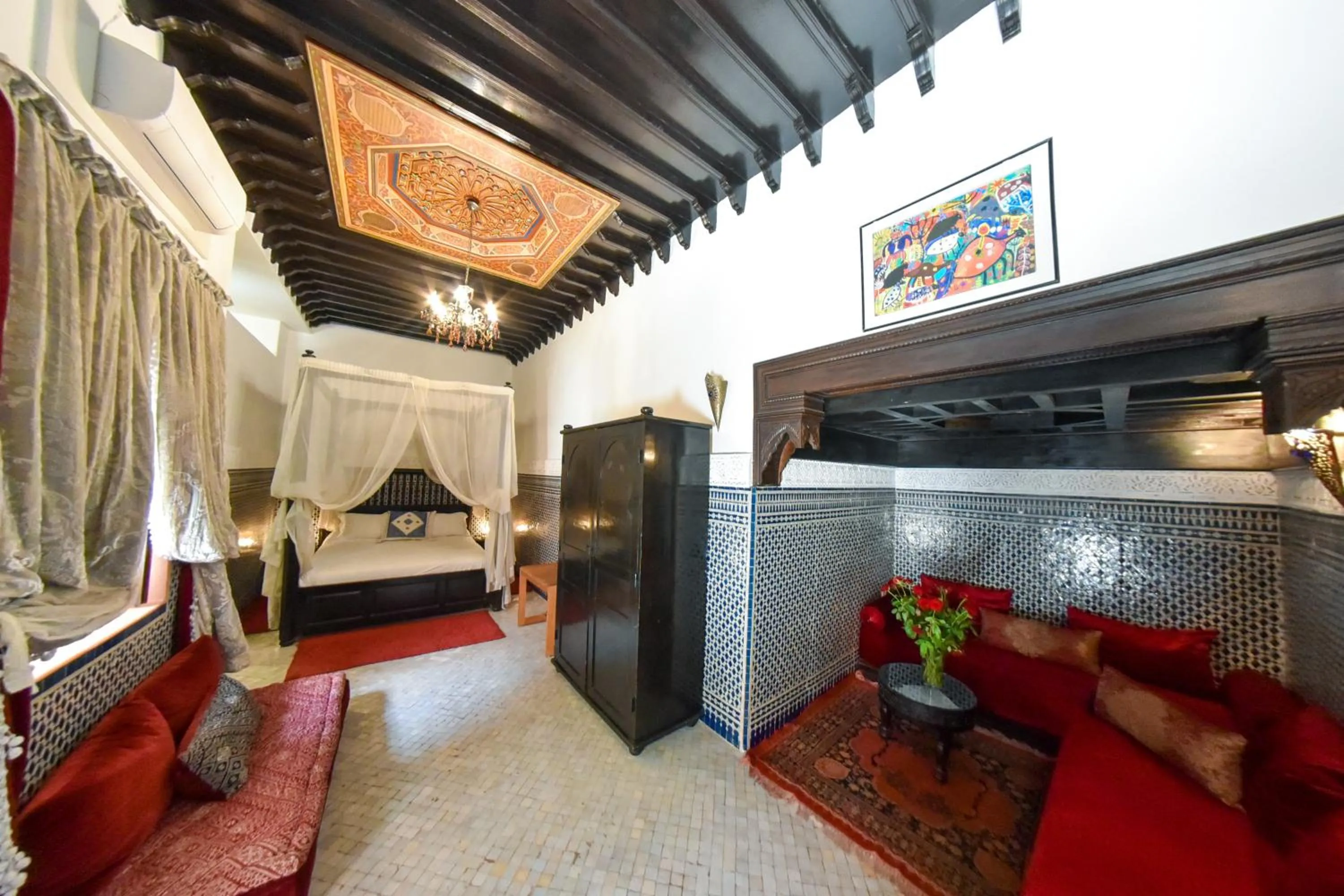 Photo of the whole room, Bed in Riad Yacout