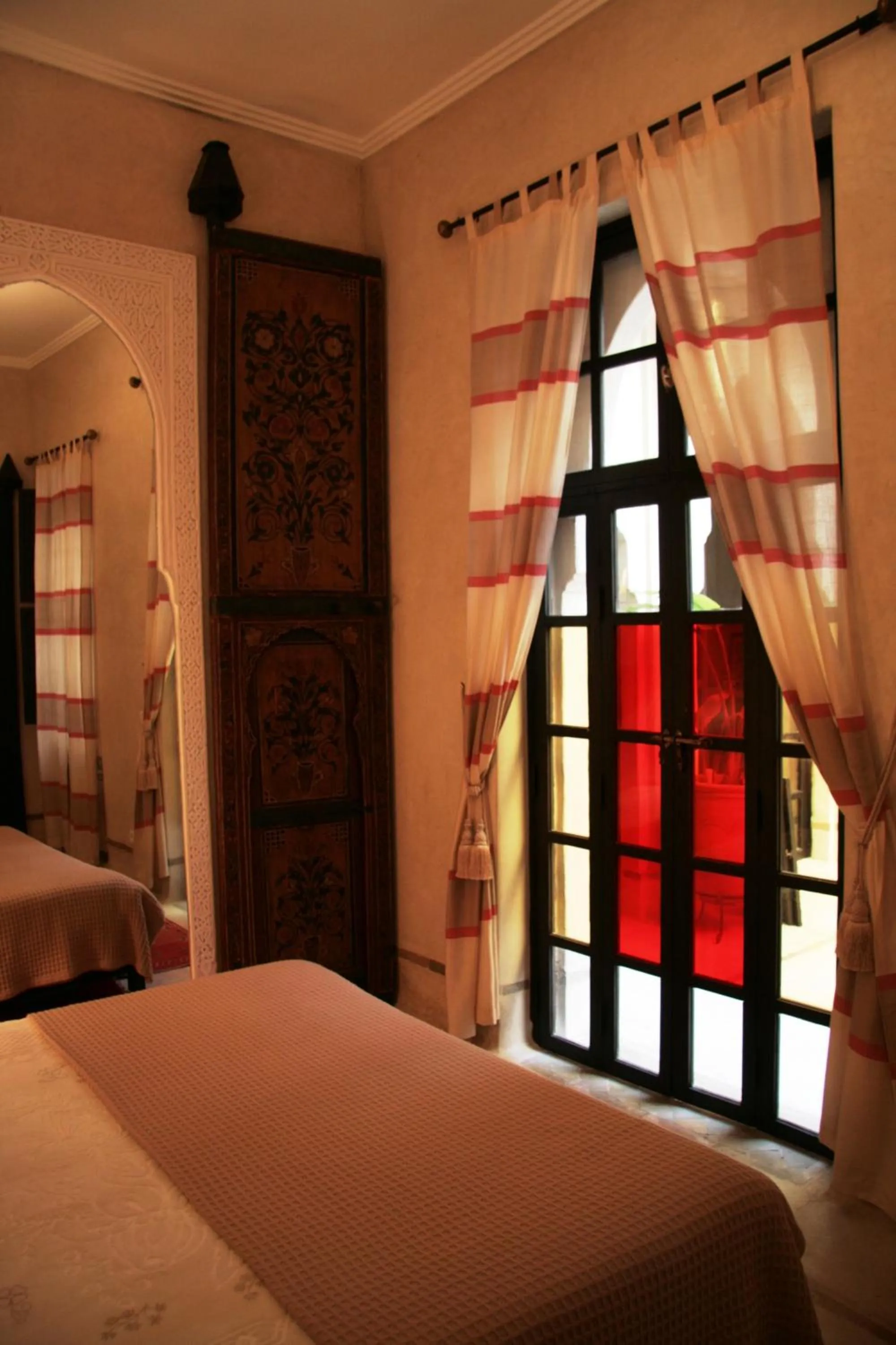 Day, Bed in Riad Diana