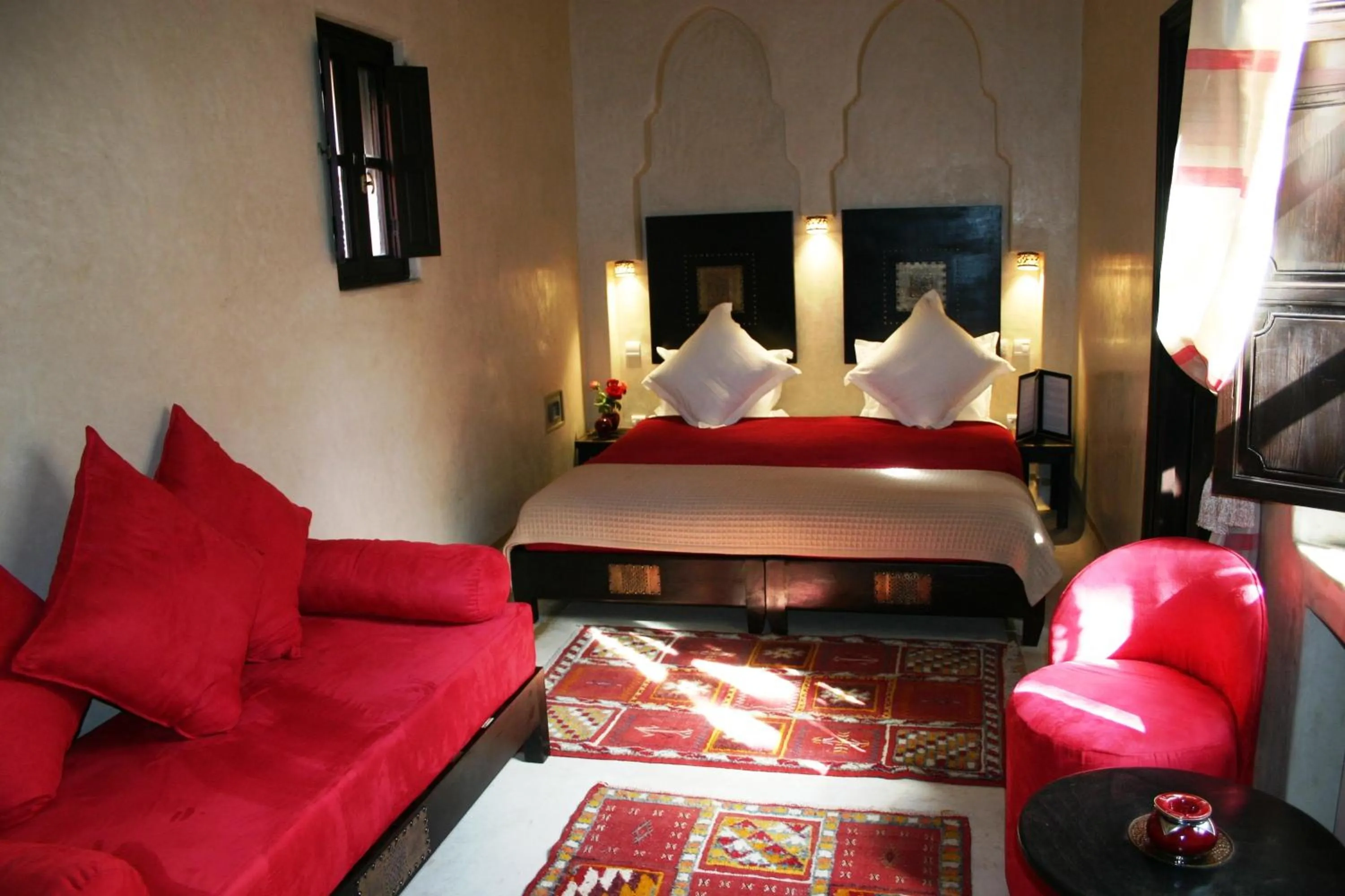 Day, Bed in Riad Diana
