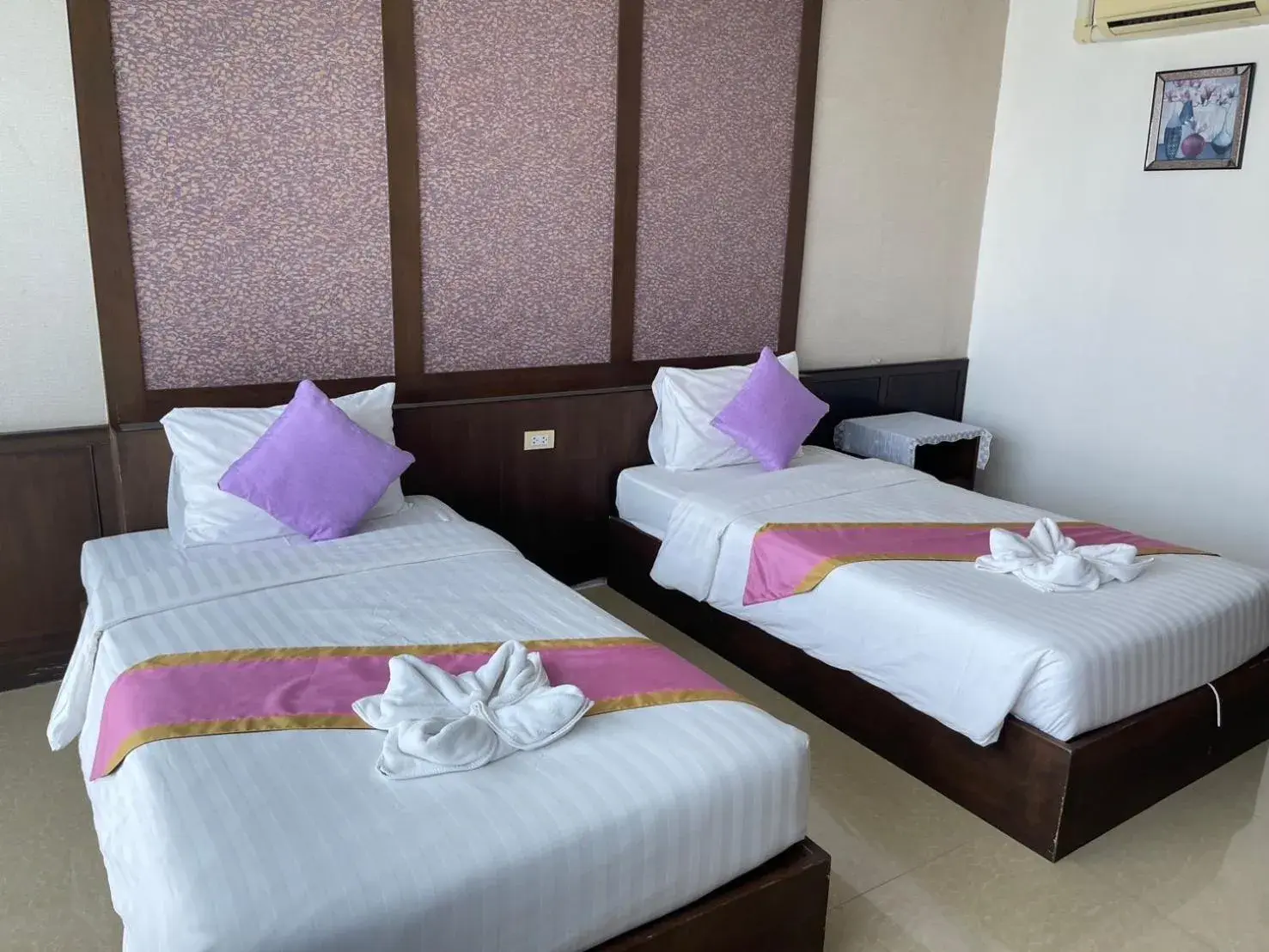 Deluxe Room in The Sand Beach Pattaya Deluxe Room in The Sand Beach Pattaya