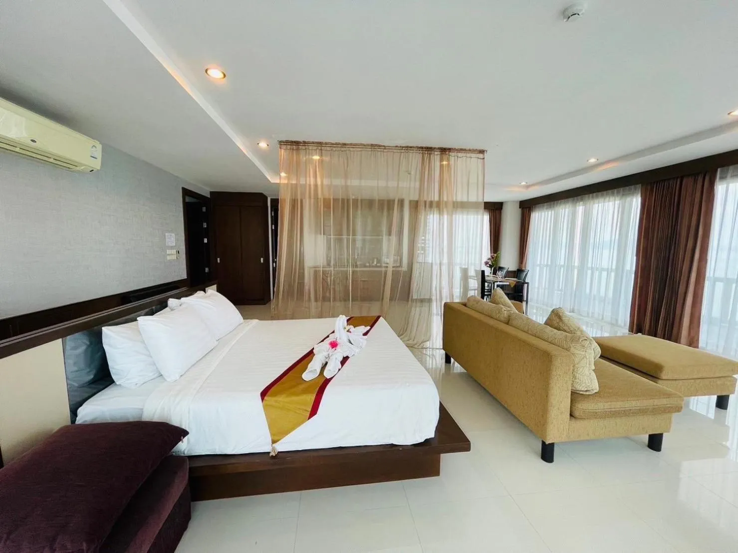 Bed in The Sand Beach Pattaya