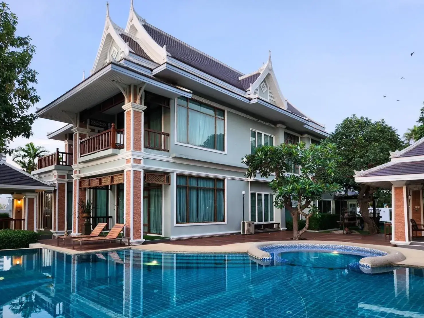 Villa with Private Pool in The Sand Beach Pattaya Villa with Private Pool in The Sand Beach Pattaya