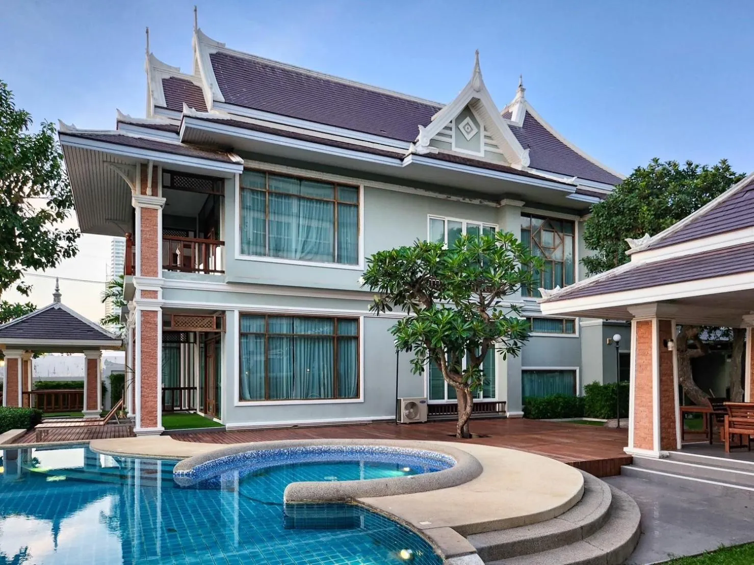 Property building in The Sand Beach Pattaya