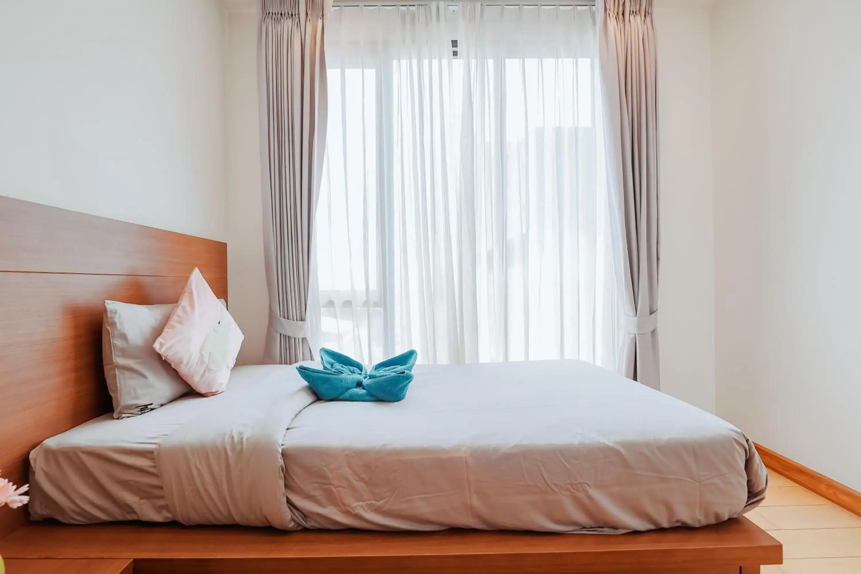 Two-Bedroom Apartment in The Astra Condo Changkhlan in Chiang Mai Two-Bedroom Apartment in The Astra Condo Changkhlan in Chiang Mai