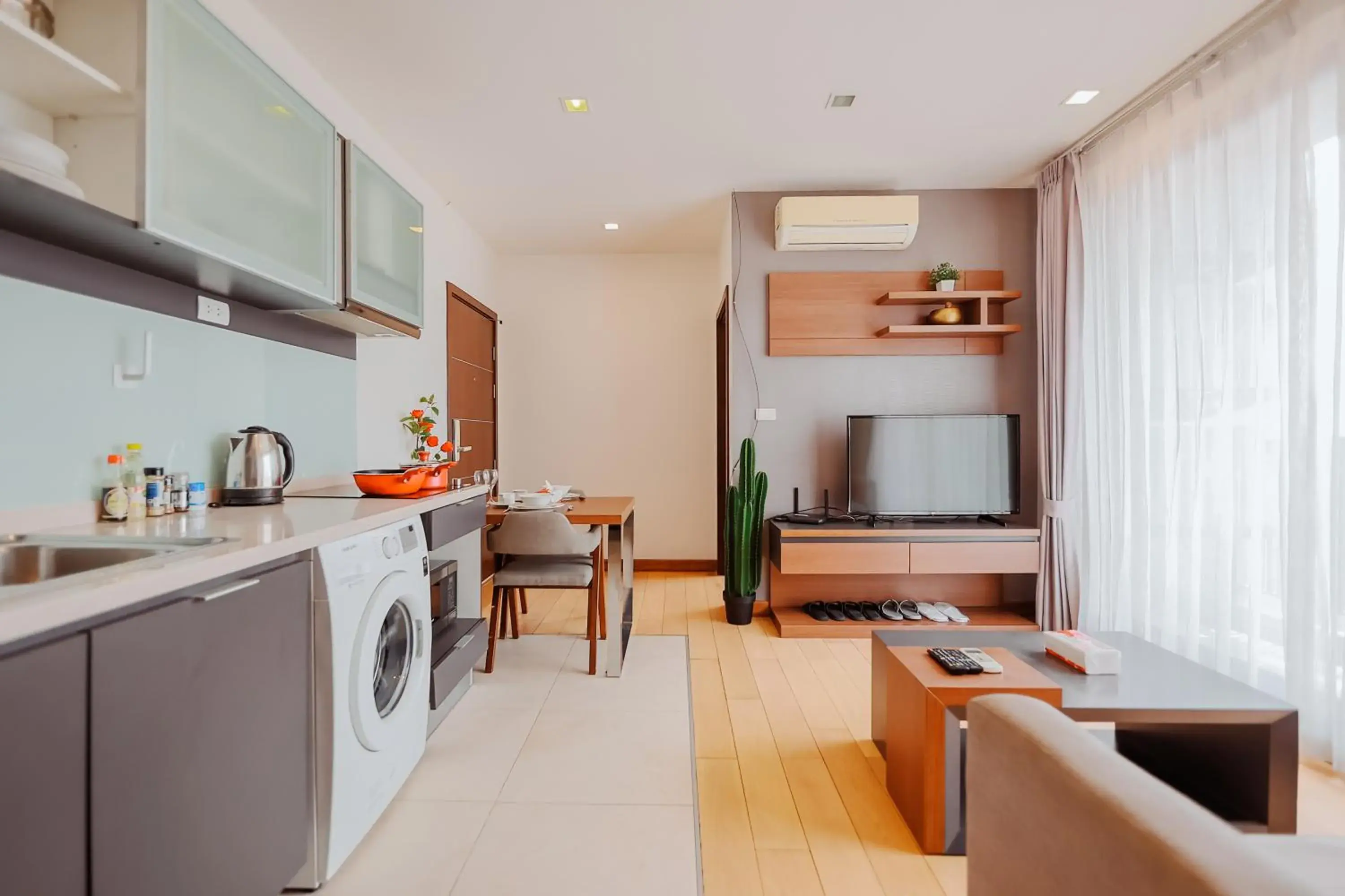 Two-Bedroom Apartment in The Astra Condo Changkhlan in Chiang Mai Two-Bedroom Apartment in The Astra Condo Changkhlan in Chiang Mai
