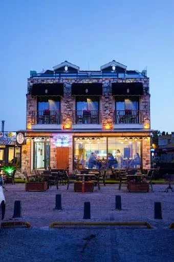 THE PİER OF URLA THE PİER OF URLA