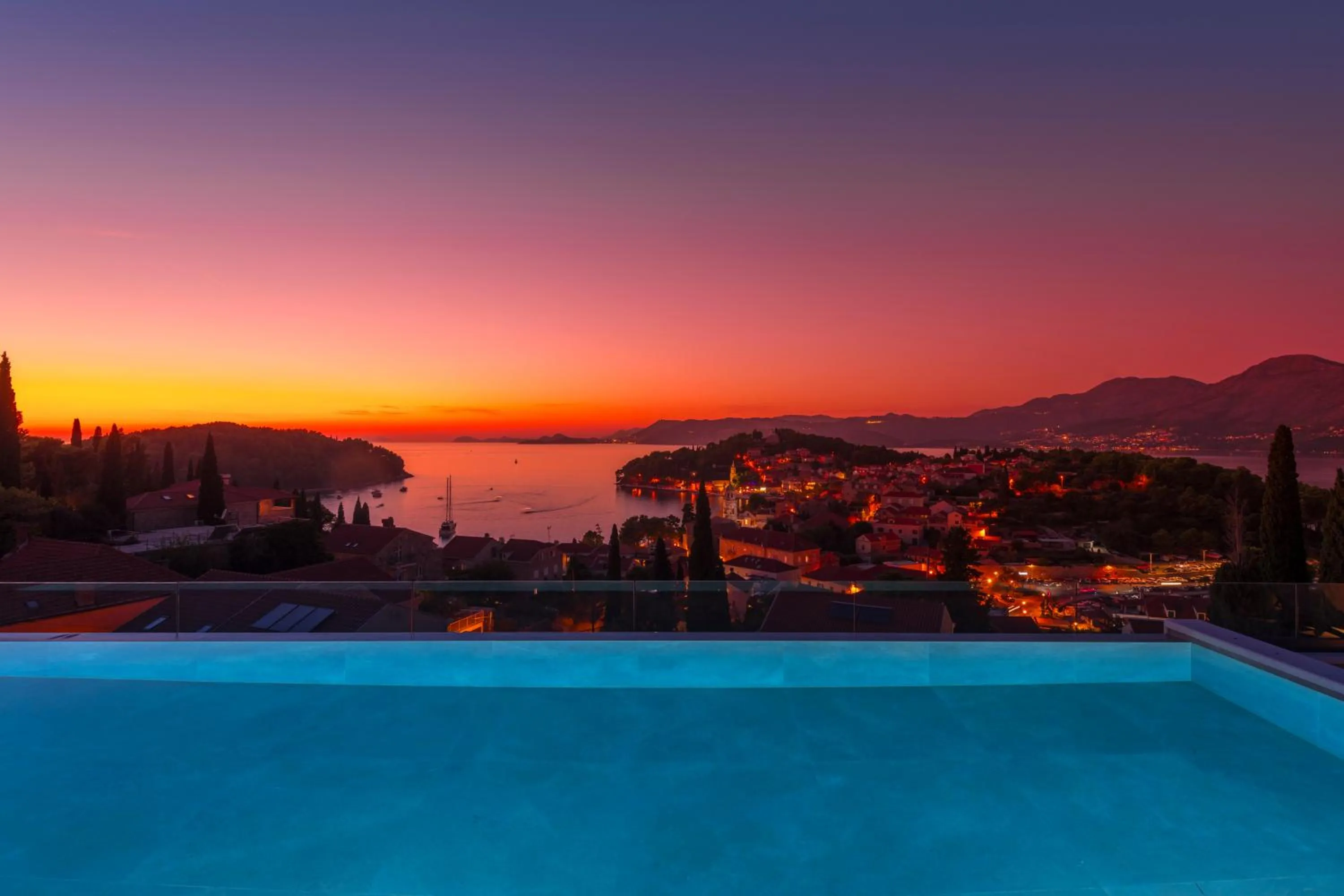 Pool view in "Villa AnMari" The Cavtat View Residence