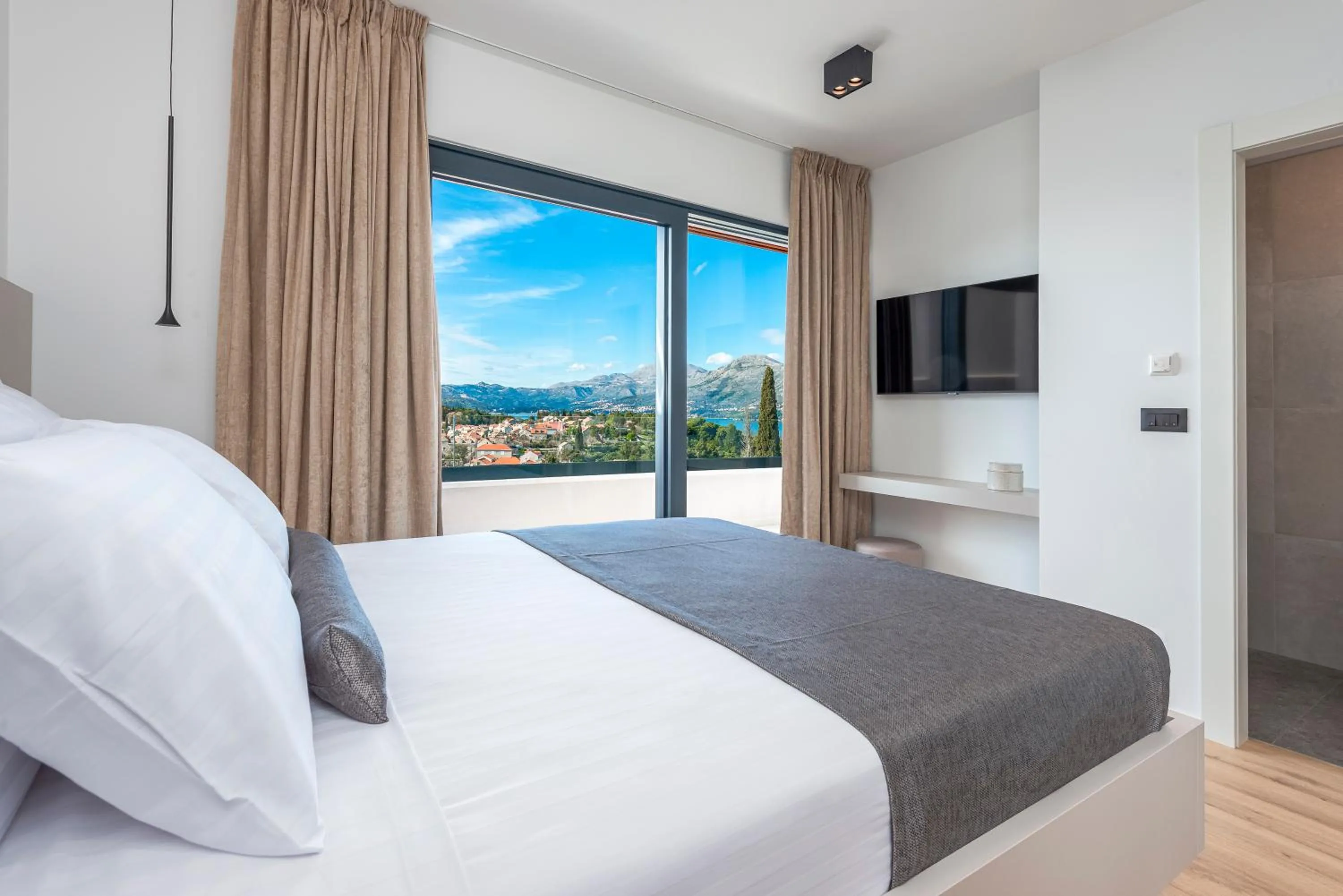 Bed in "Villa AnMari" The Cavtat View Residence