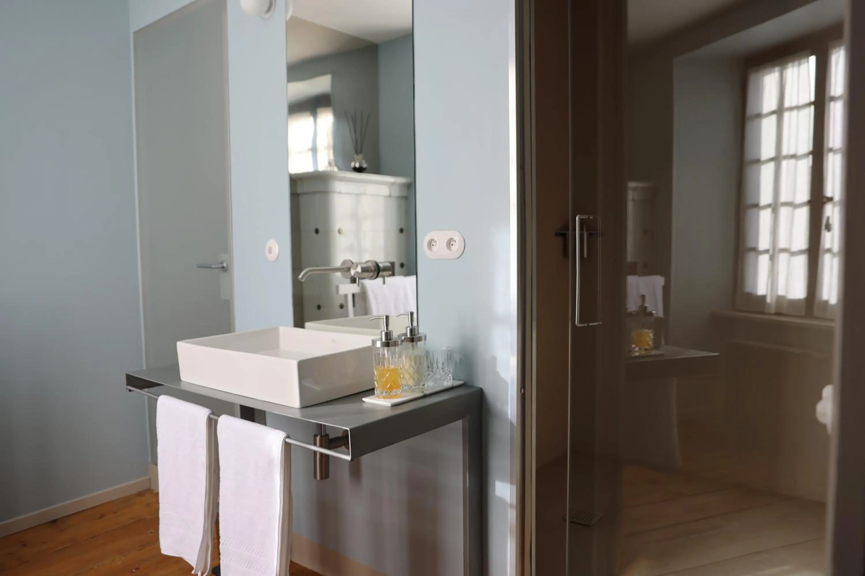 Shower in Sessius1622