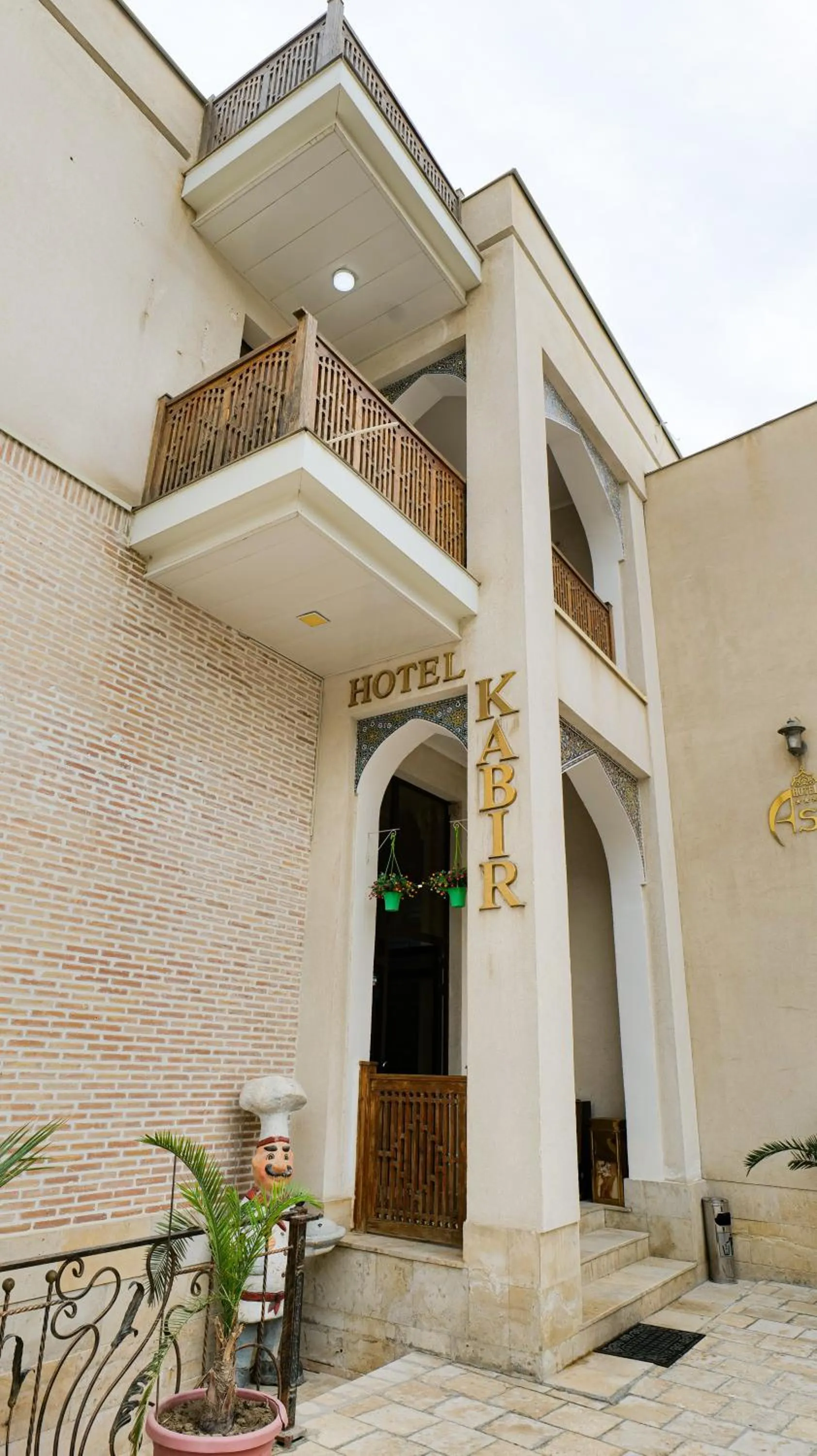 KABIR HOTEL