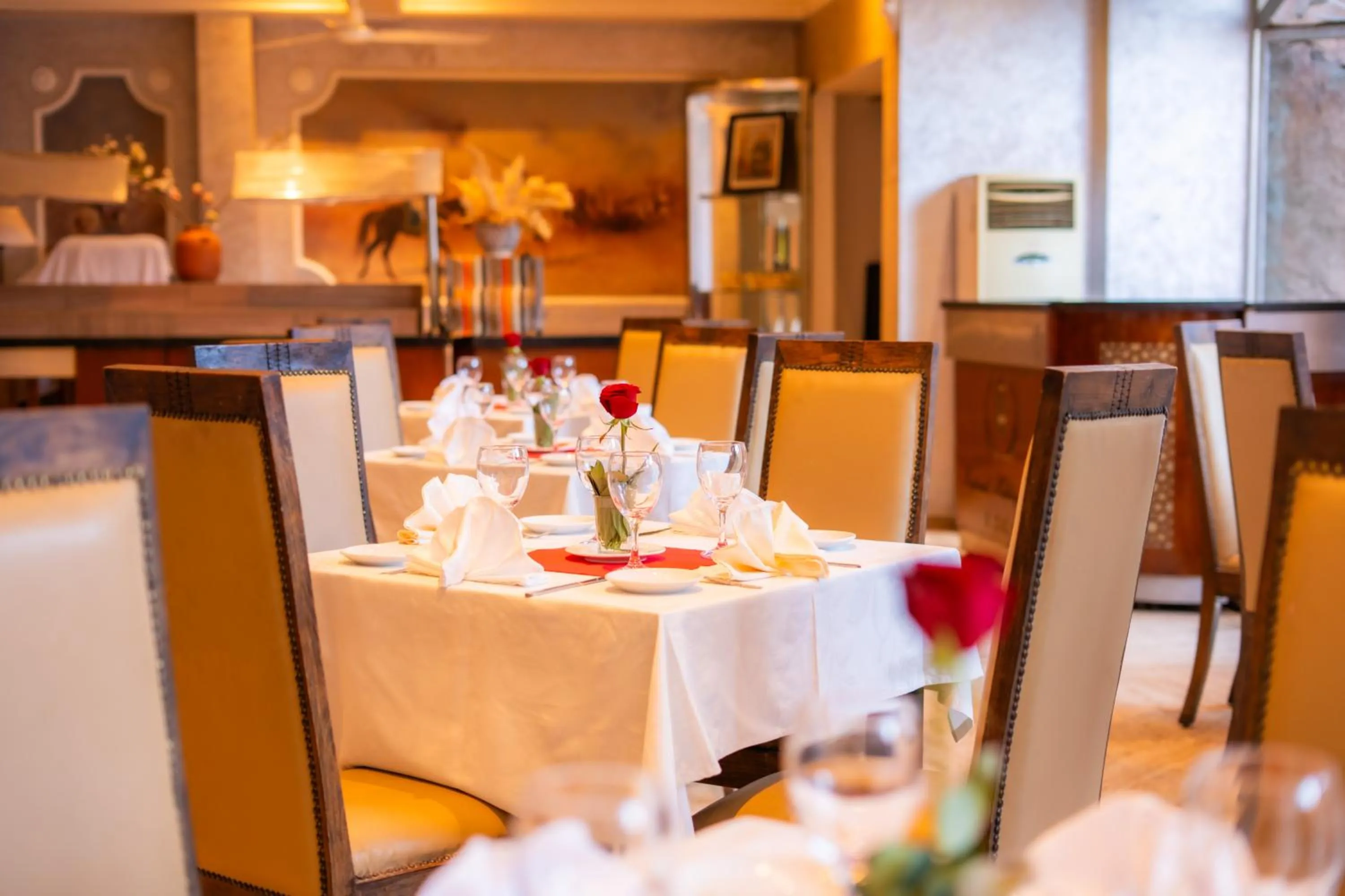 Restaurant/places to eat in Imperial Holiday Hôtel & spa