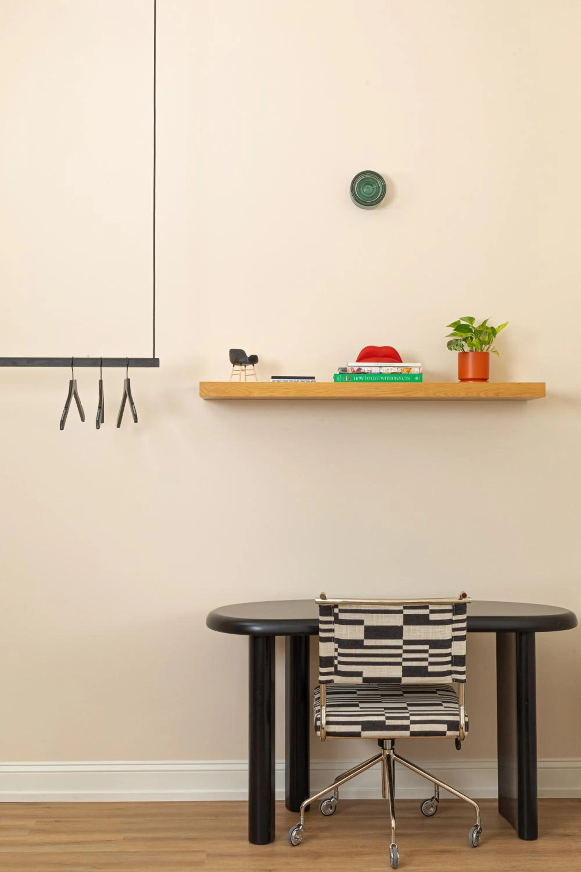 hair dresser in YOWIE Hotel