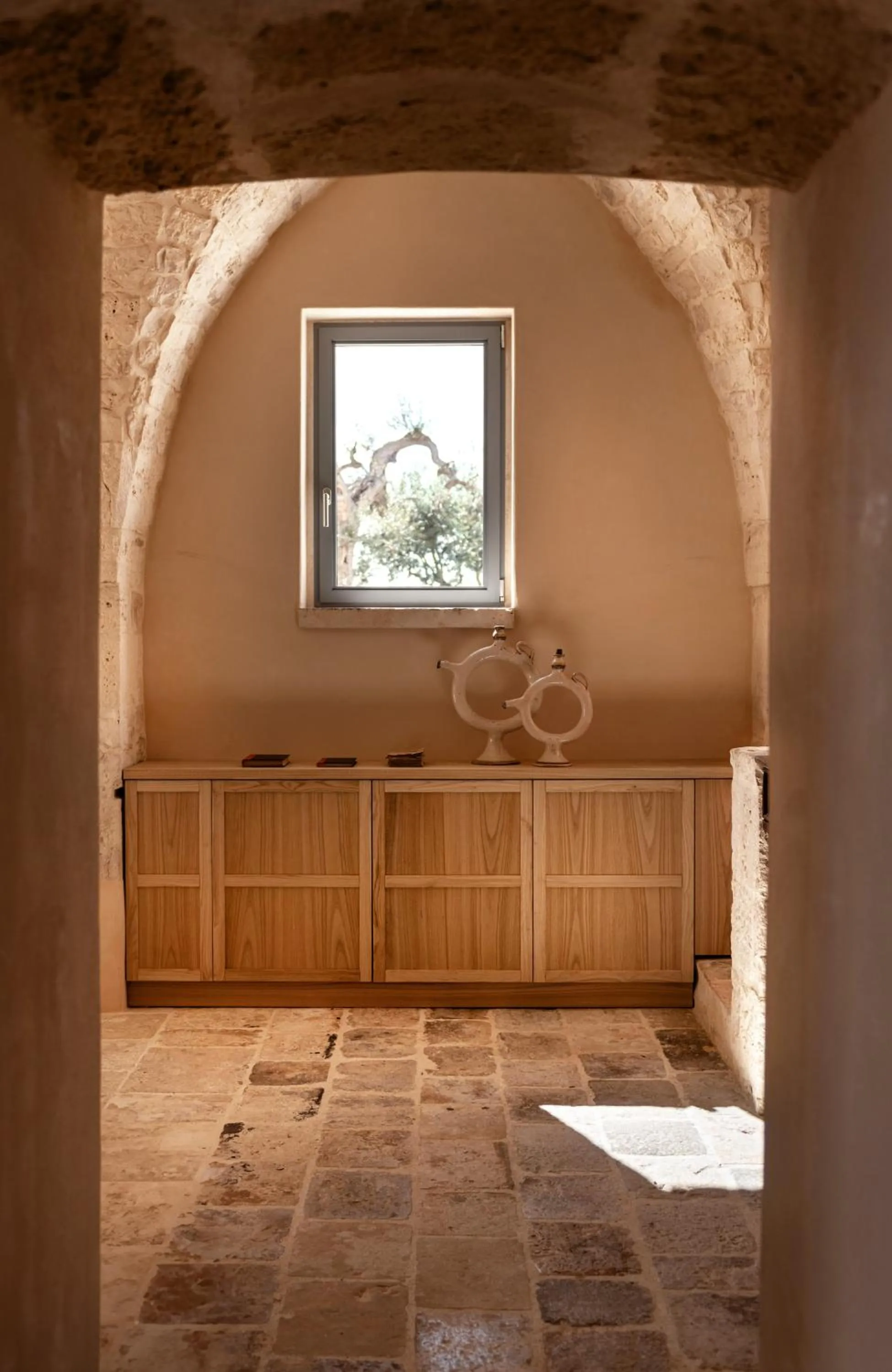 Decorative detail in Masseria Auraterrae