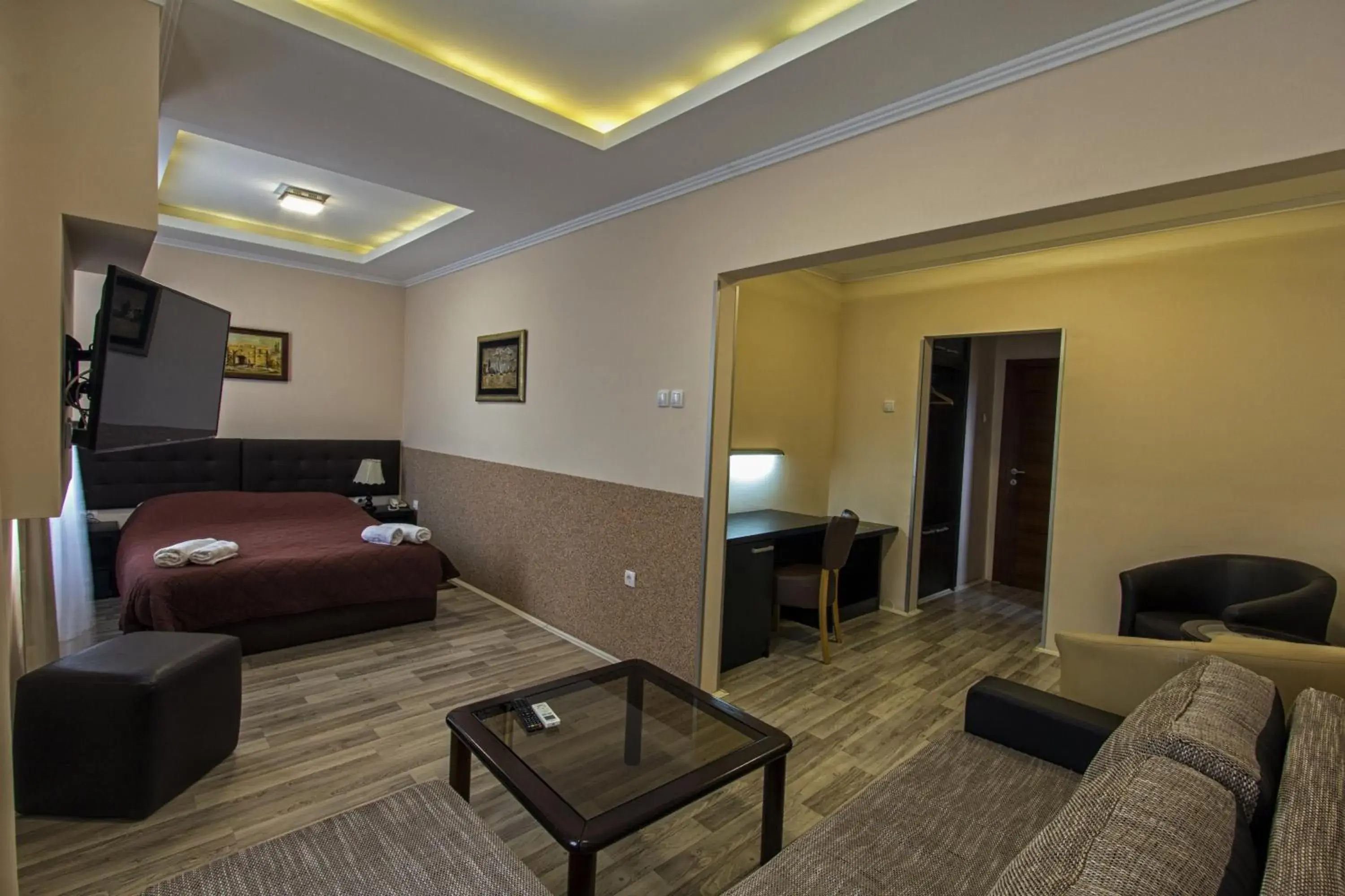 Photo of the whole room, Bed in Hotel Petrus Photo of the whole room, Bed in Hotel Petrus