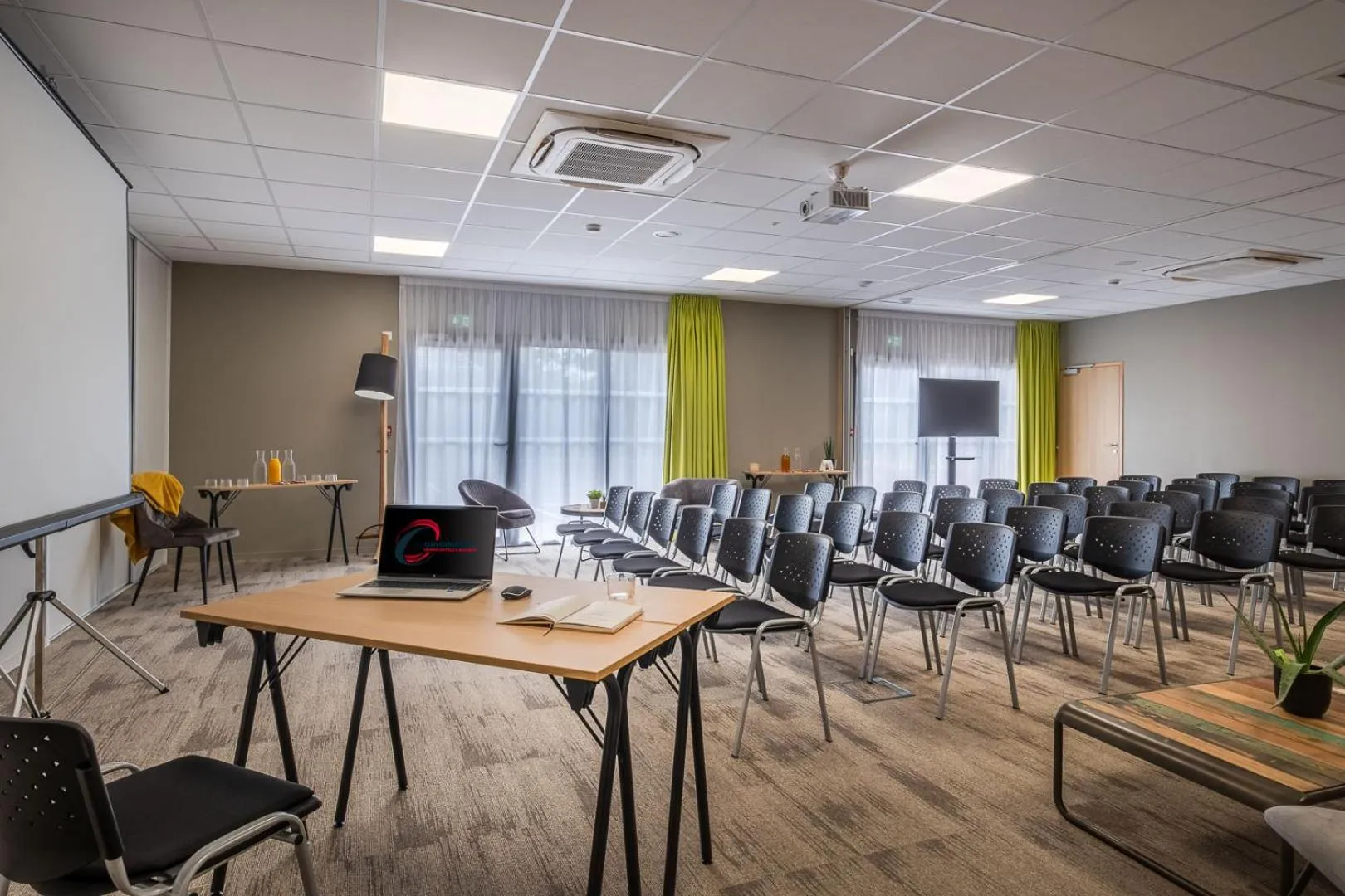 Meeting/conference room in The Originals City, Relais d'Estillac, Agen Sud