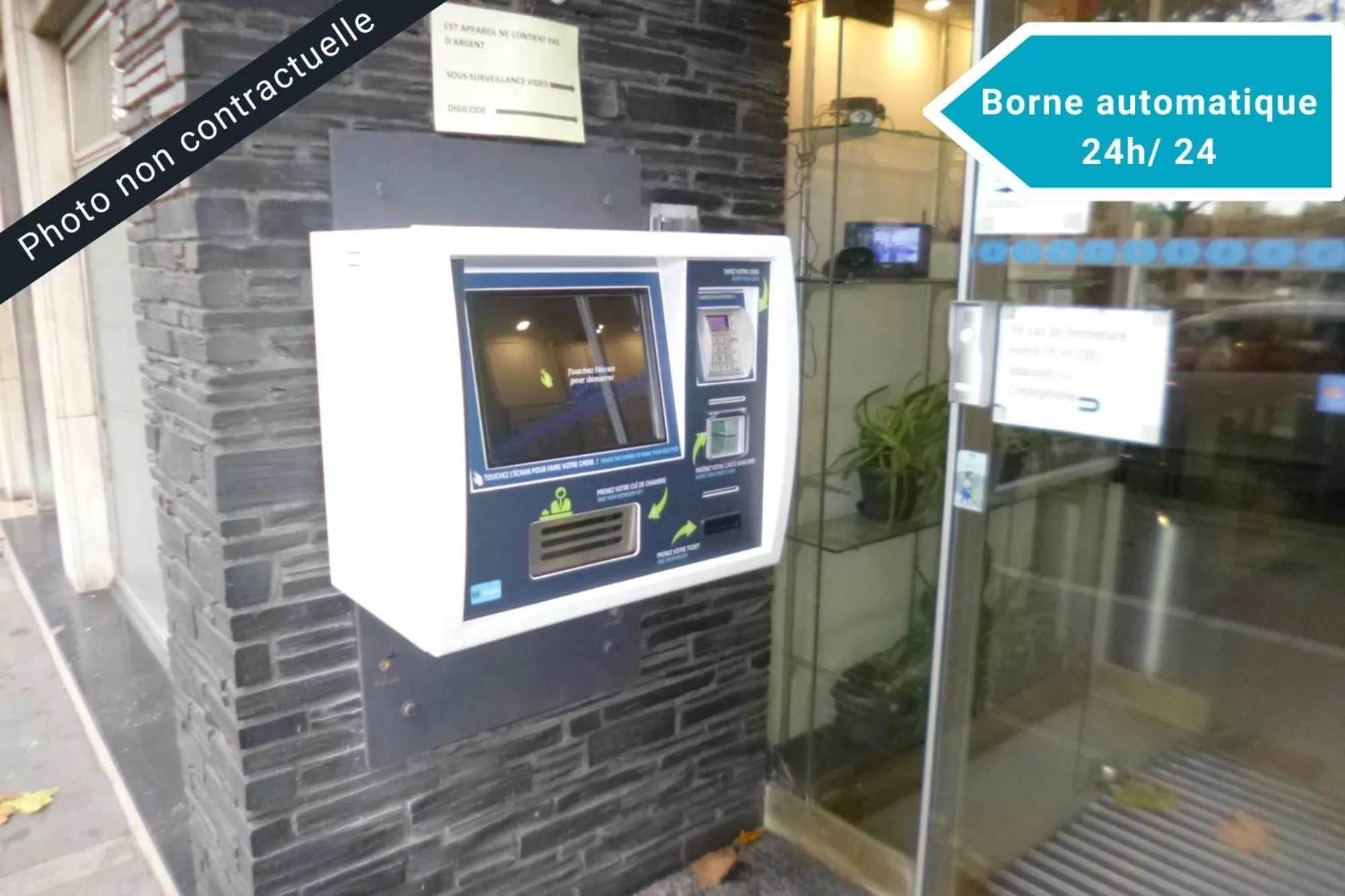 vending machine in The Originals City, Relais d'Estillac, Agen Sud