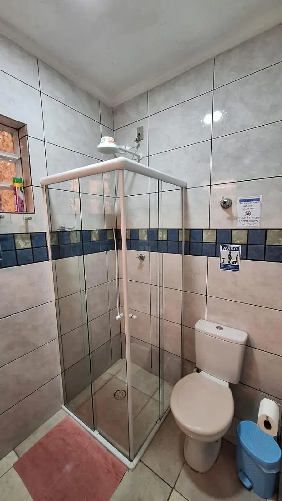 Triple Room in Hostel My House quartos perto do aeroporto de Guarulhos Triple Room in Hostel My House quartos perto do aeroporto de Guarulhos