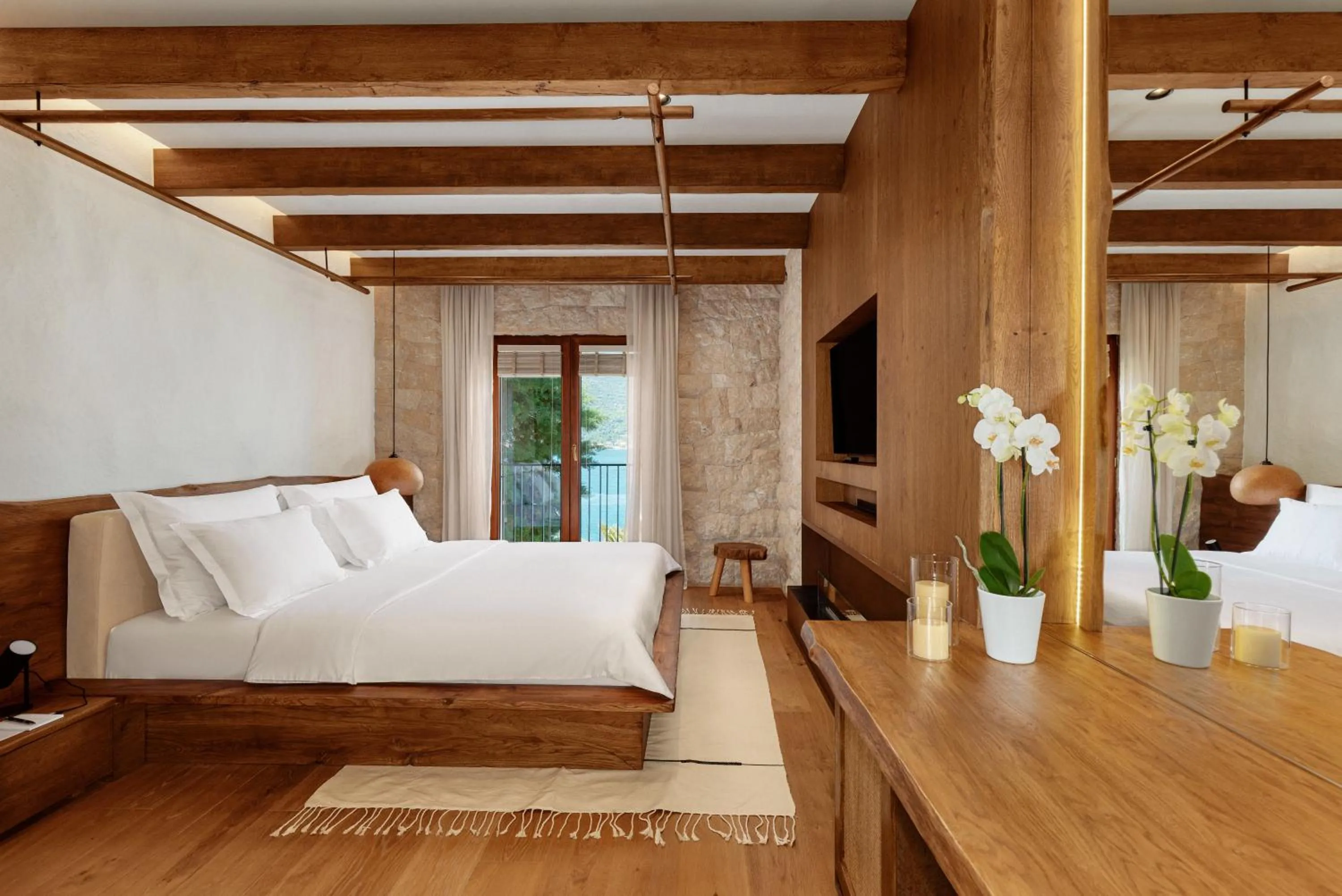 Photo of the whole room, Bed in Hotel Forza Mare