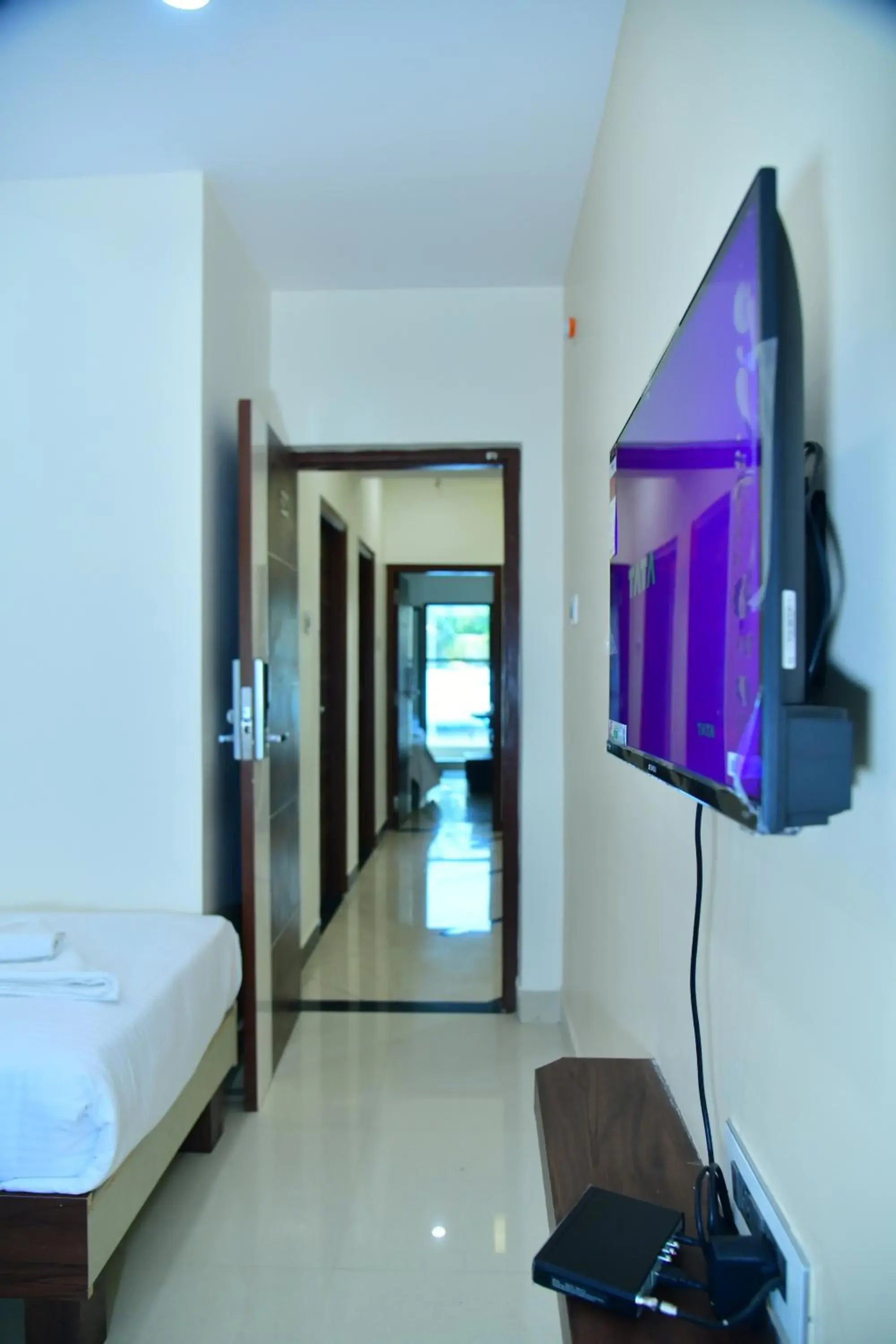 TV and multimedia, Bed in RK COMFORTS TV and multimedia, Bed in RK COMFORTS