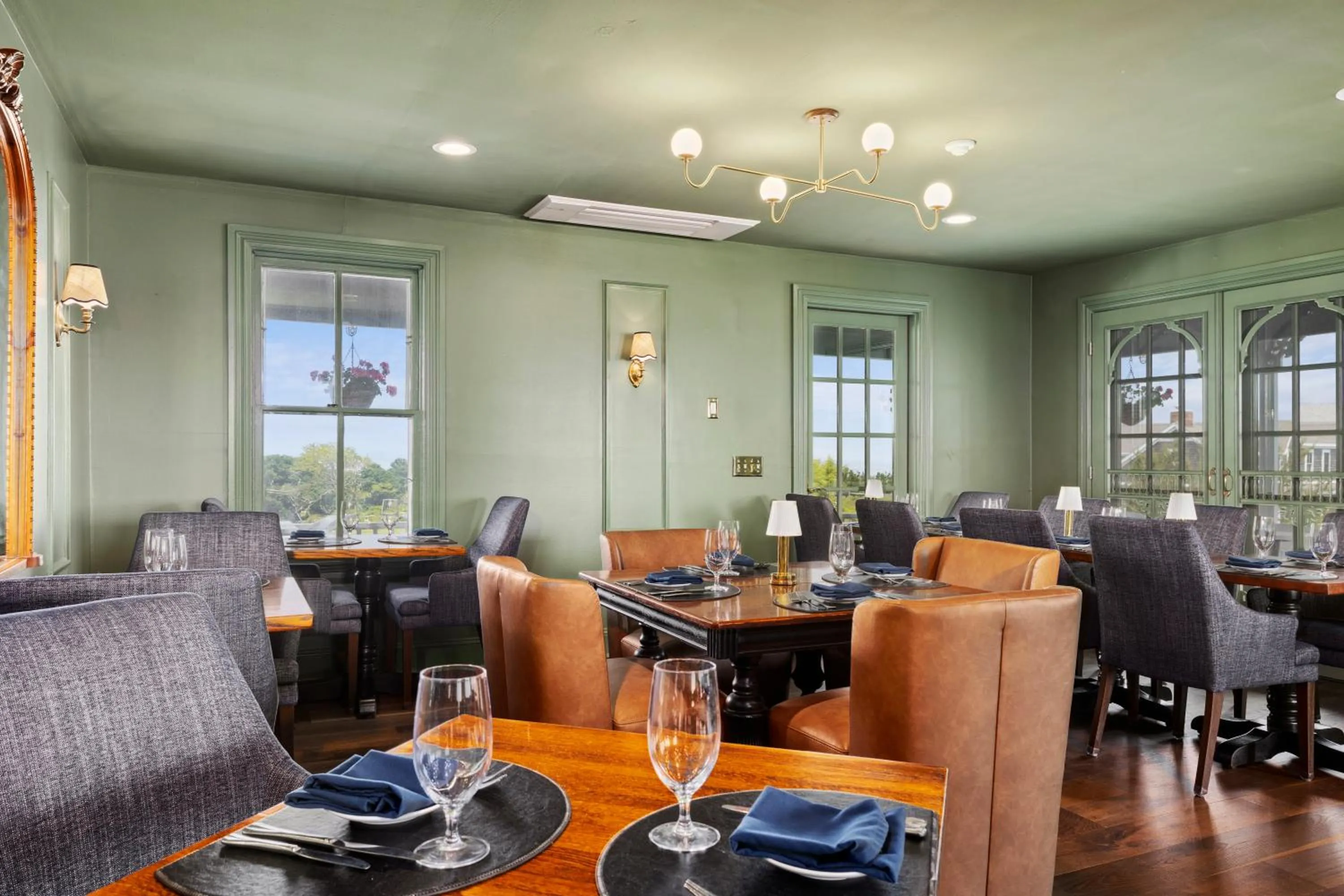 Dining area in Atlantic Inn
