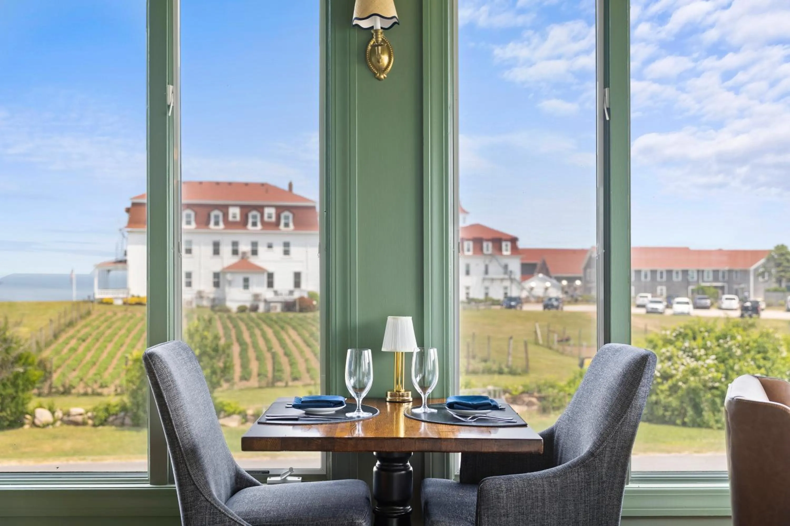 Dining area in Atlantic Inn