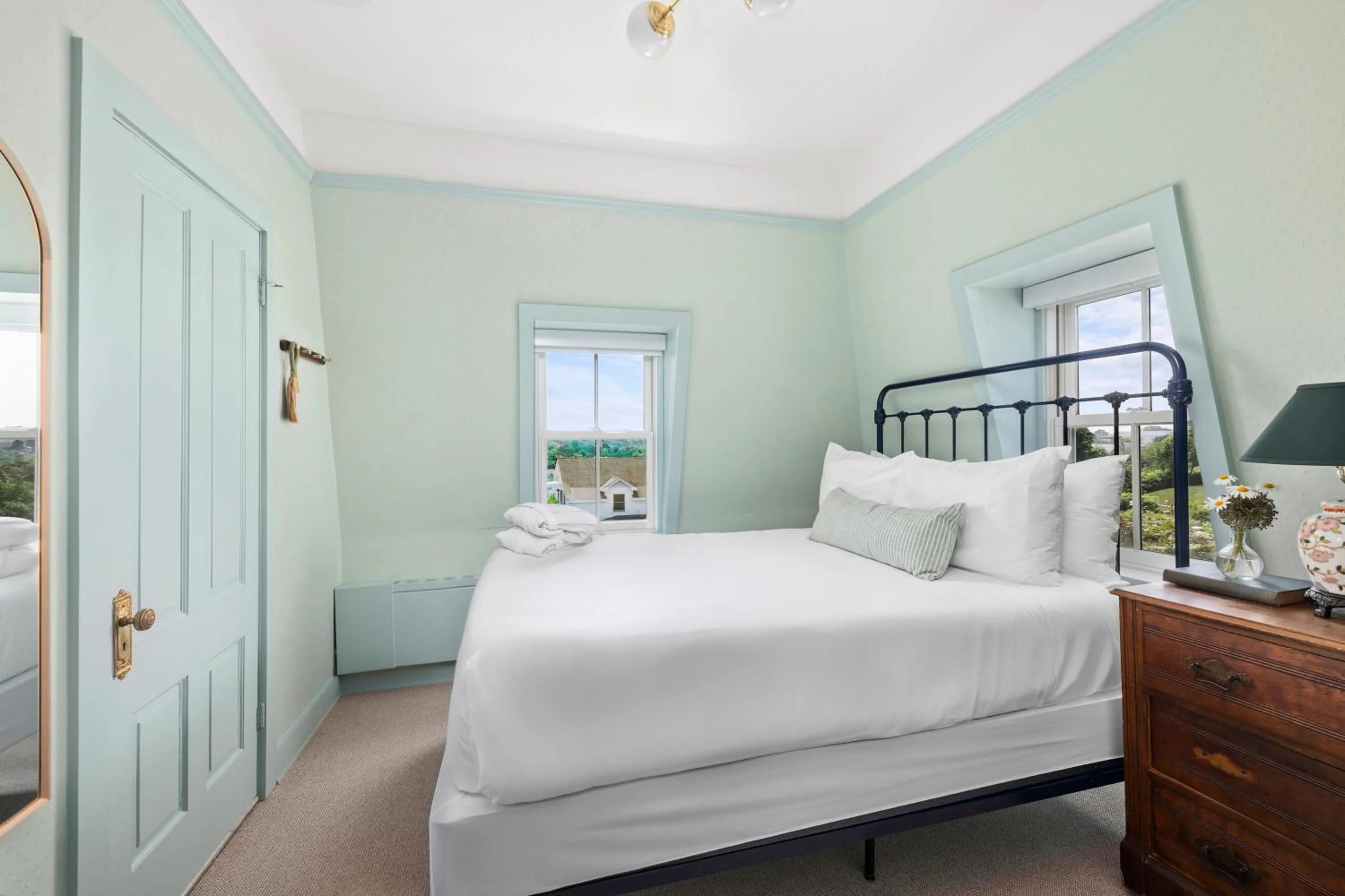 Bed in Atlantic Inn