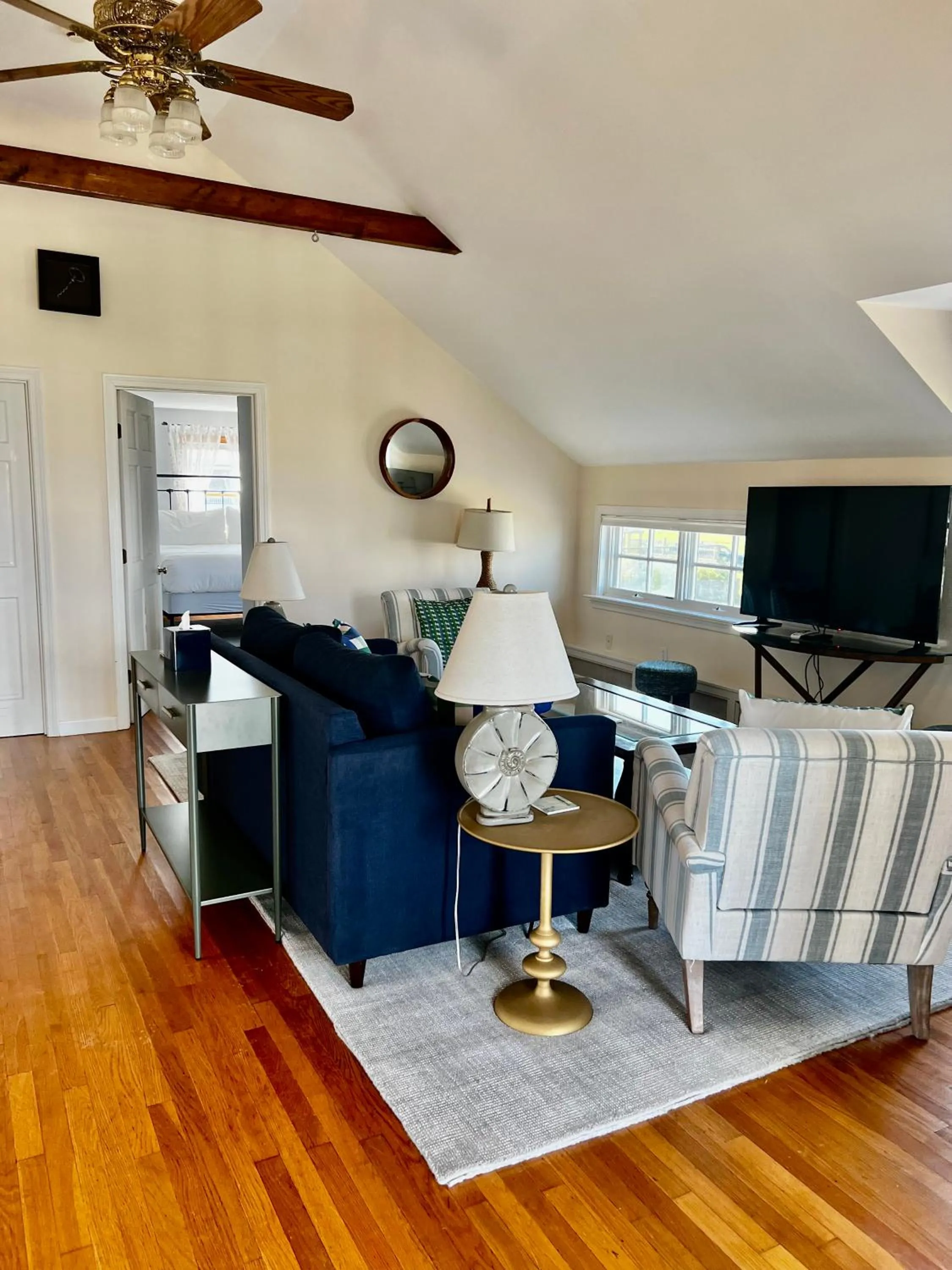 Living room in Atlantic Inn