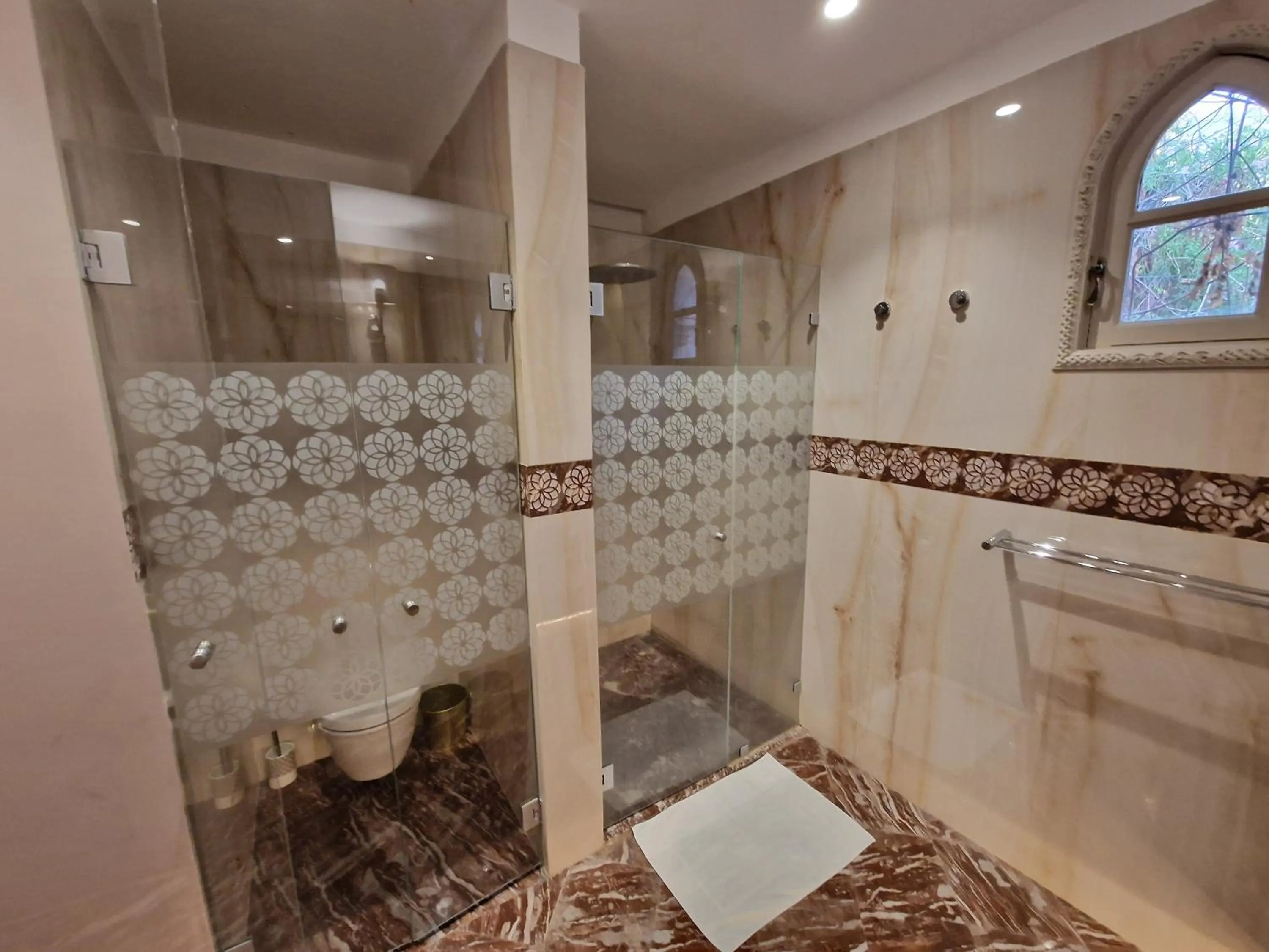 Shower in Palace Africa - Marrakech Palmeraie