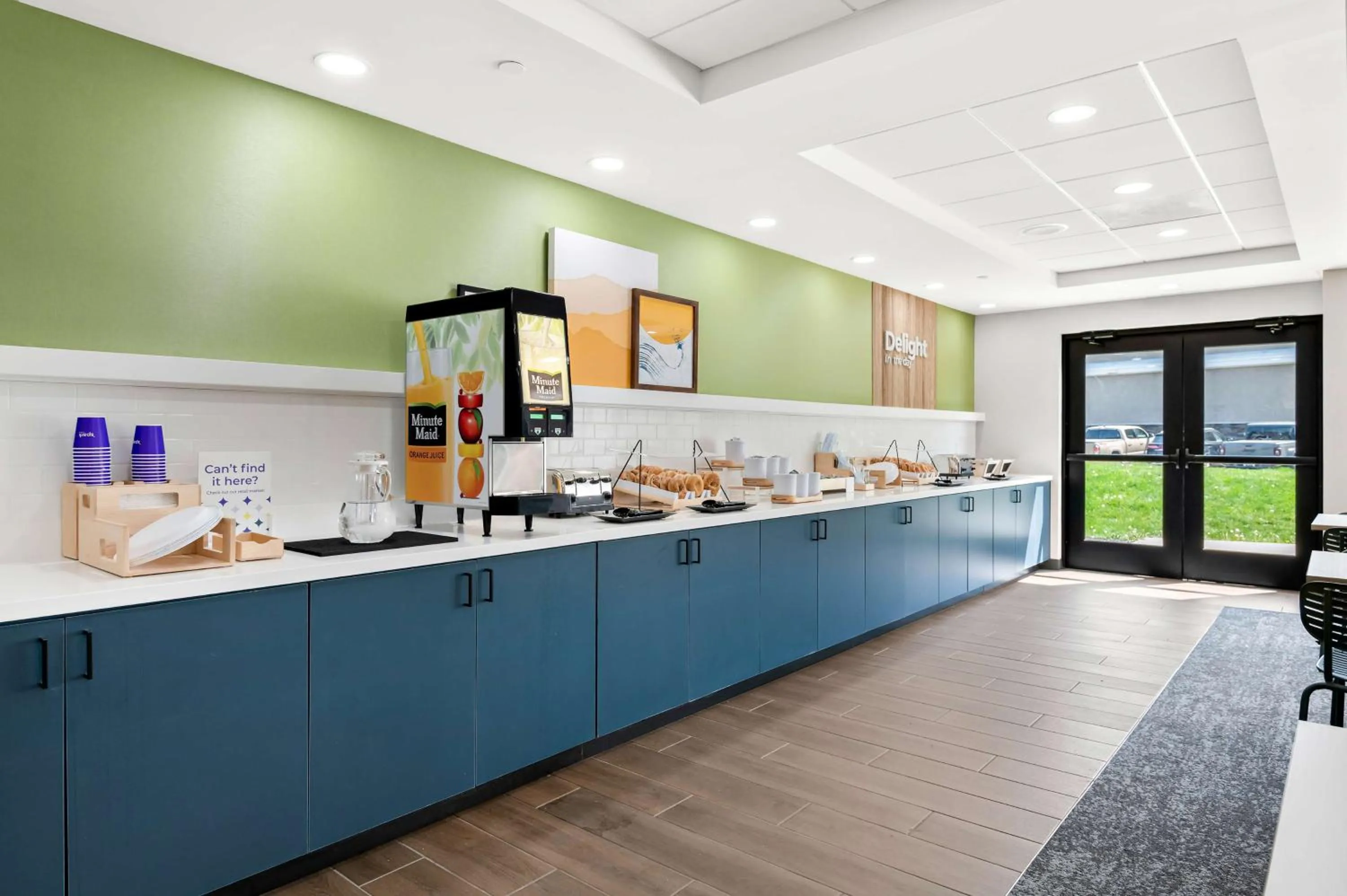 Breakfast in Spark by Hilton Lancaster Dutch Country