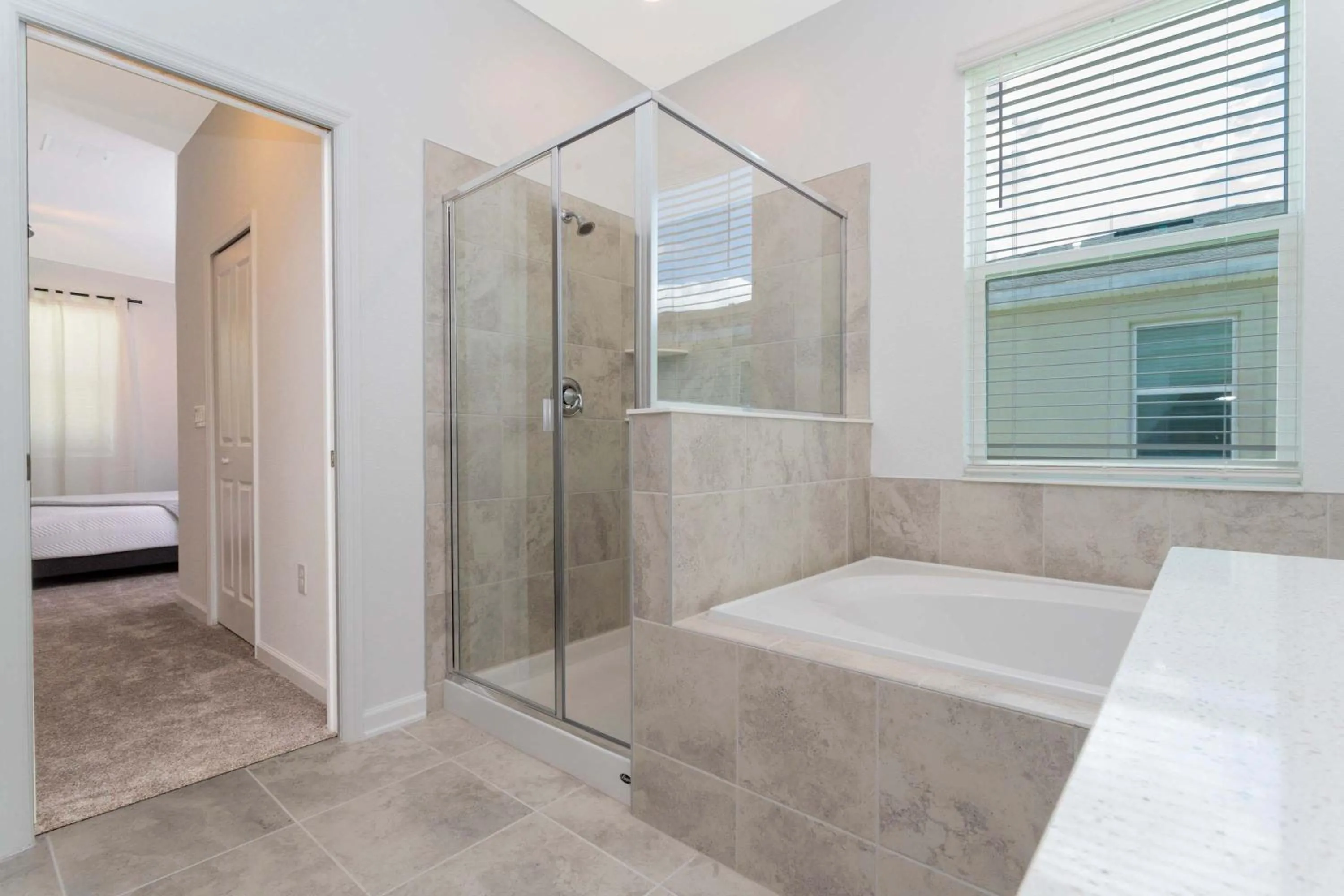 Gorgeous 3Bd Close to Disney @Champions Gate 993