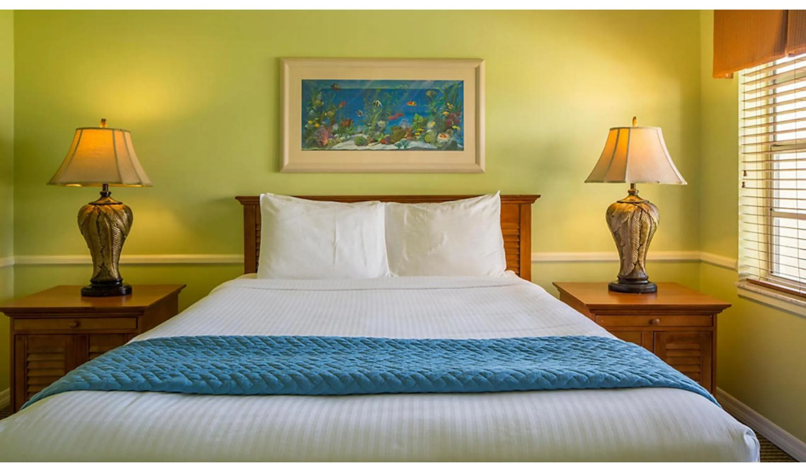 Bed in Gulfstream Manor