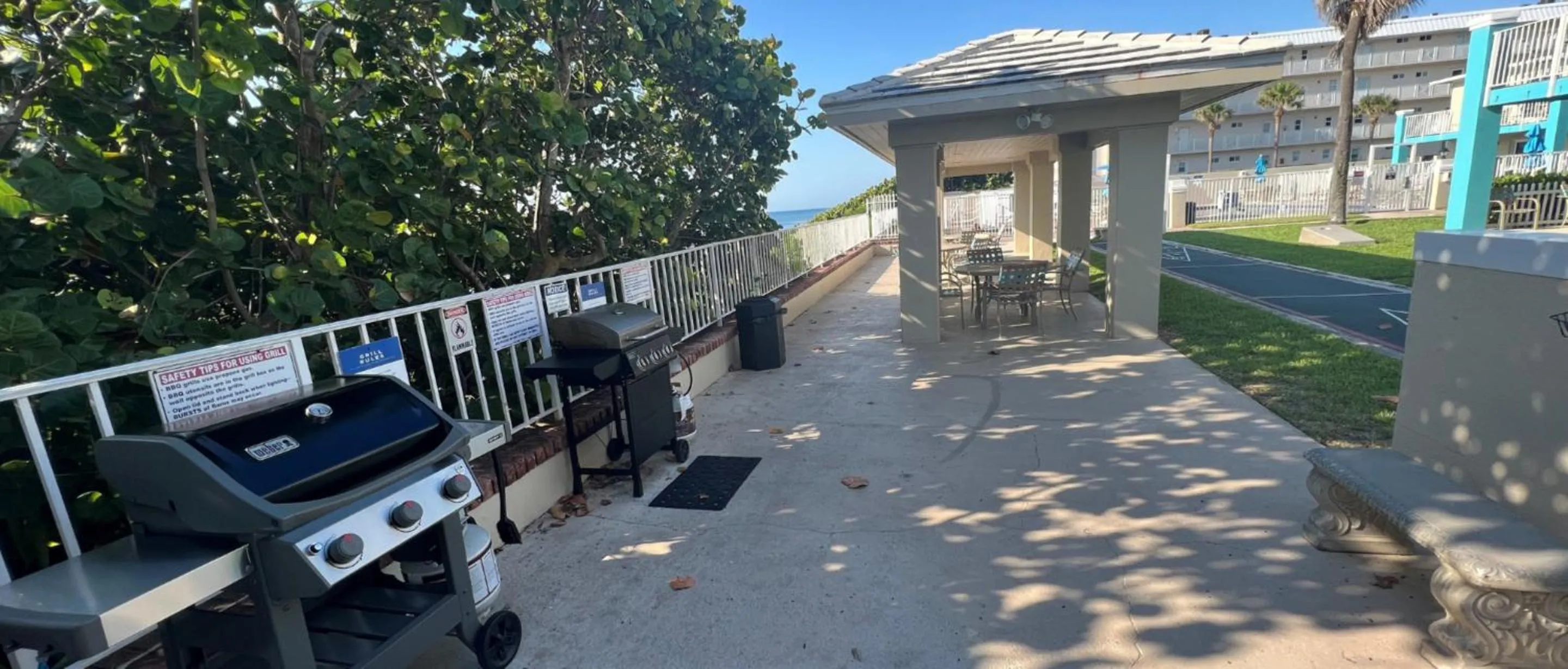 Property building in Gulfstream Manor